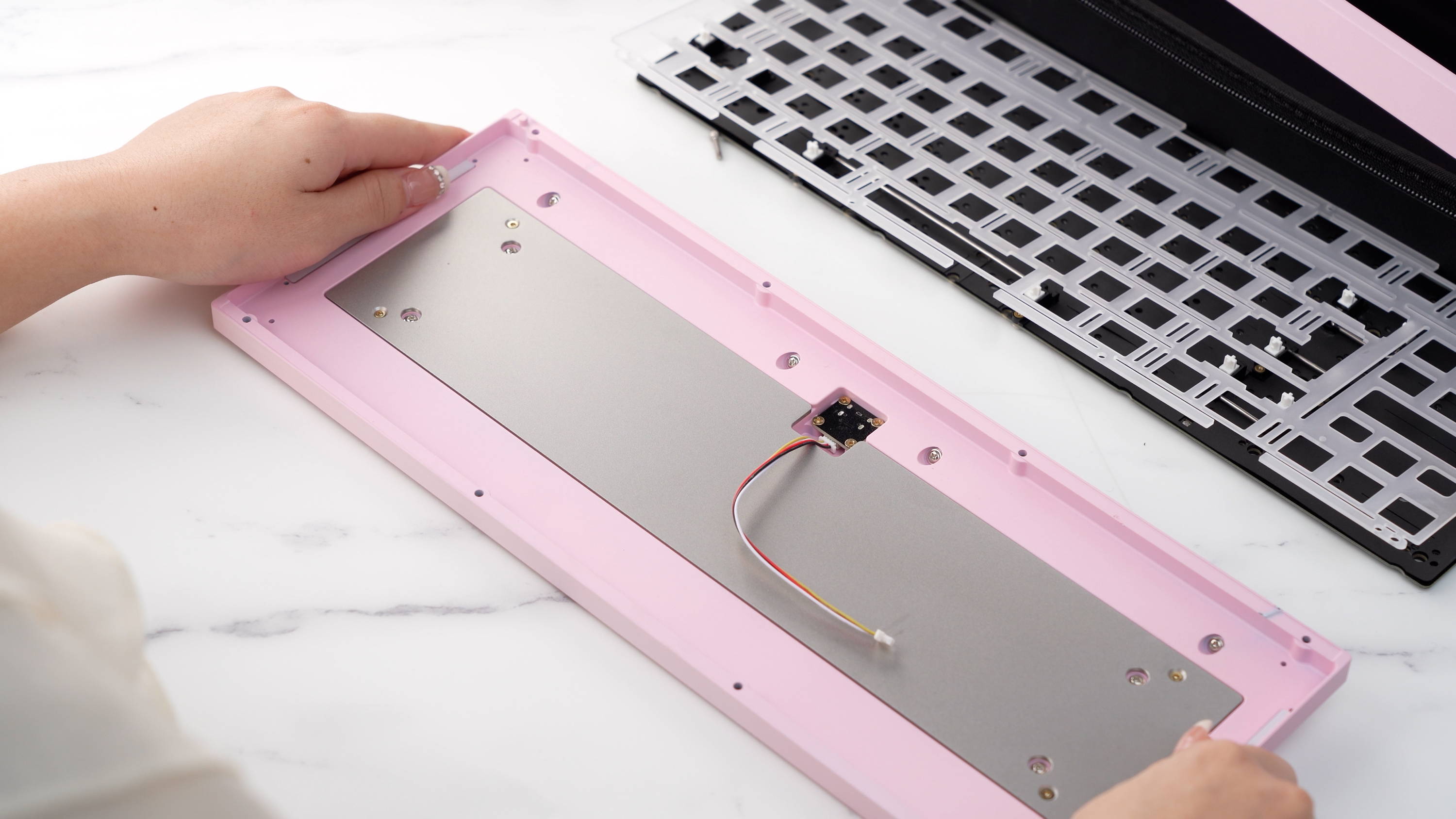 (In Stock) ZOOM TKL ESSENTIAL EDITION - Keyboard Kit