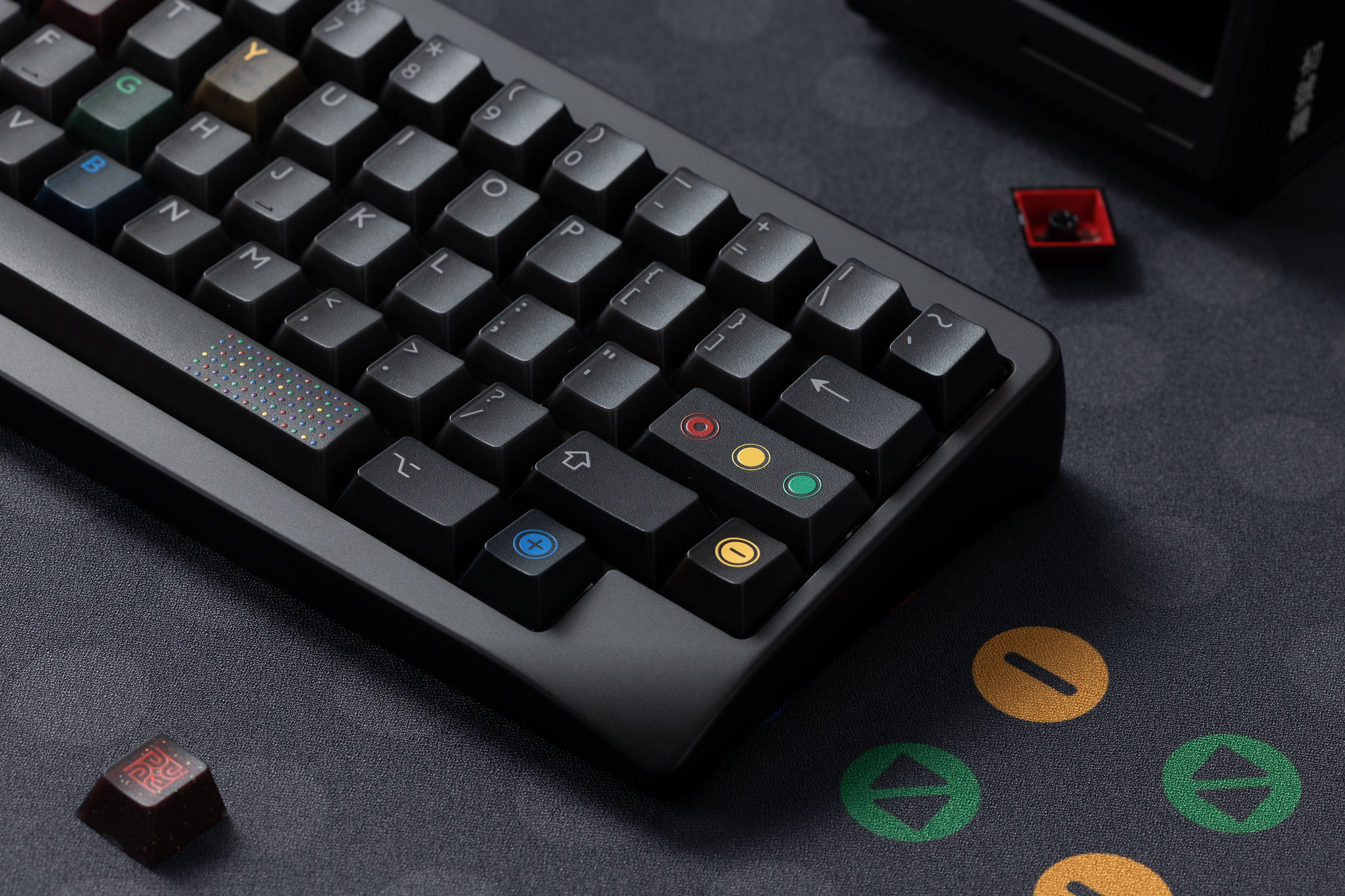(In Stock) PBTfans Retro Dark Lights R2 Keycaps