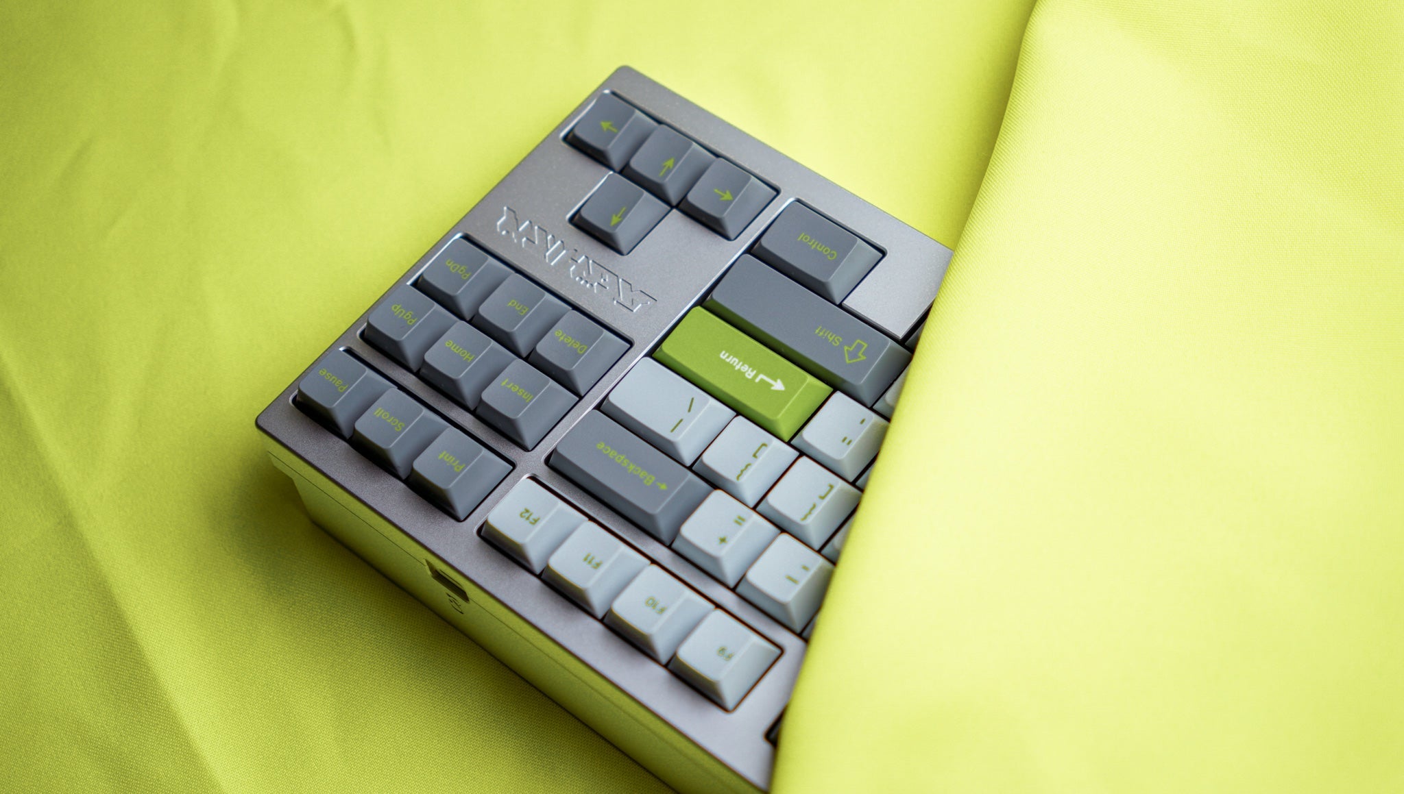 (Pre Order) Gehirn R2 by Baionlenja Keyboard Kit