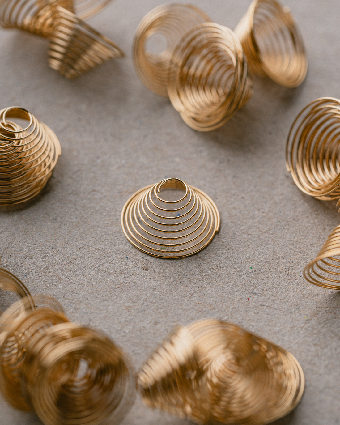 (In Stock) DynaCap™ Conical Springs