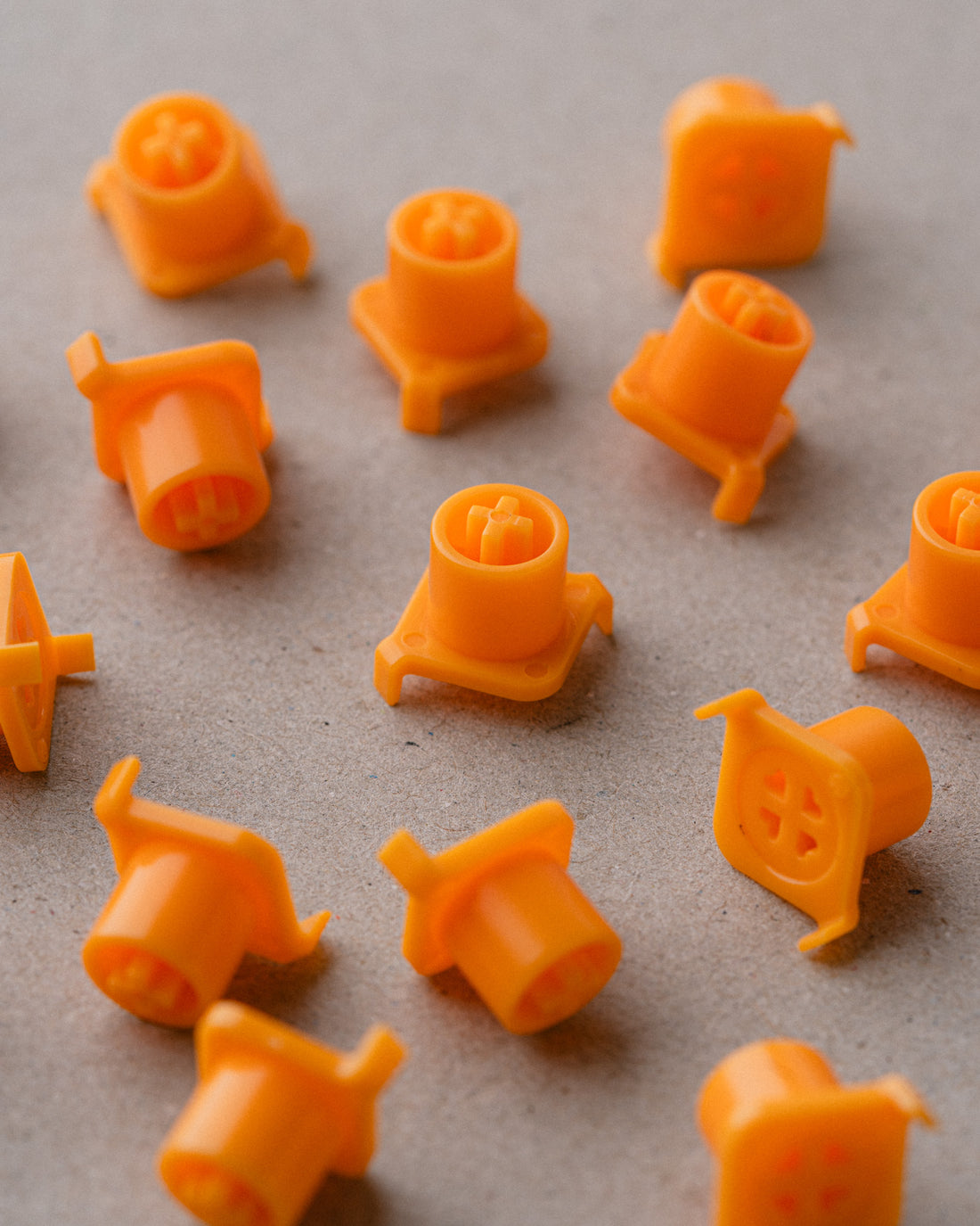 (In Stock) DynaCap™ 1u Sliders