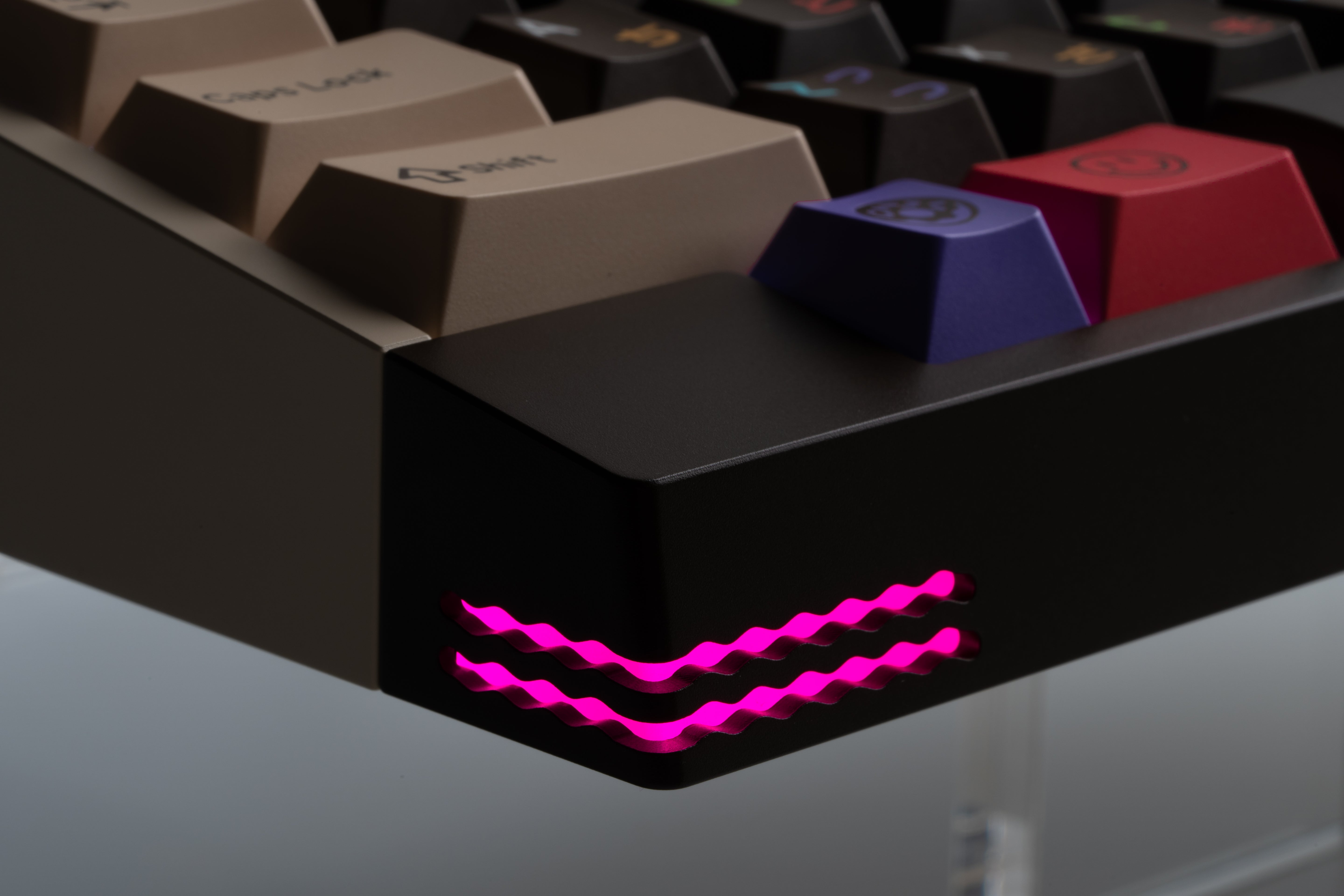 (Group Buy) AM Compact Touch R2 Keyboard Kit