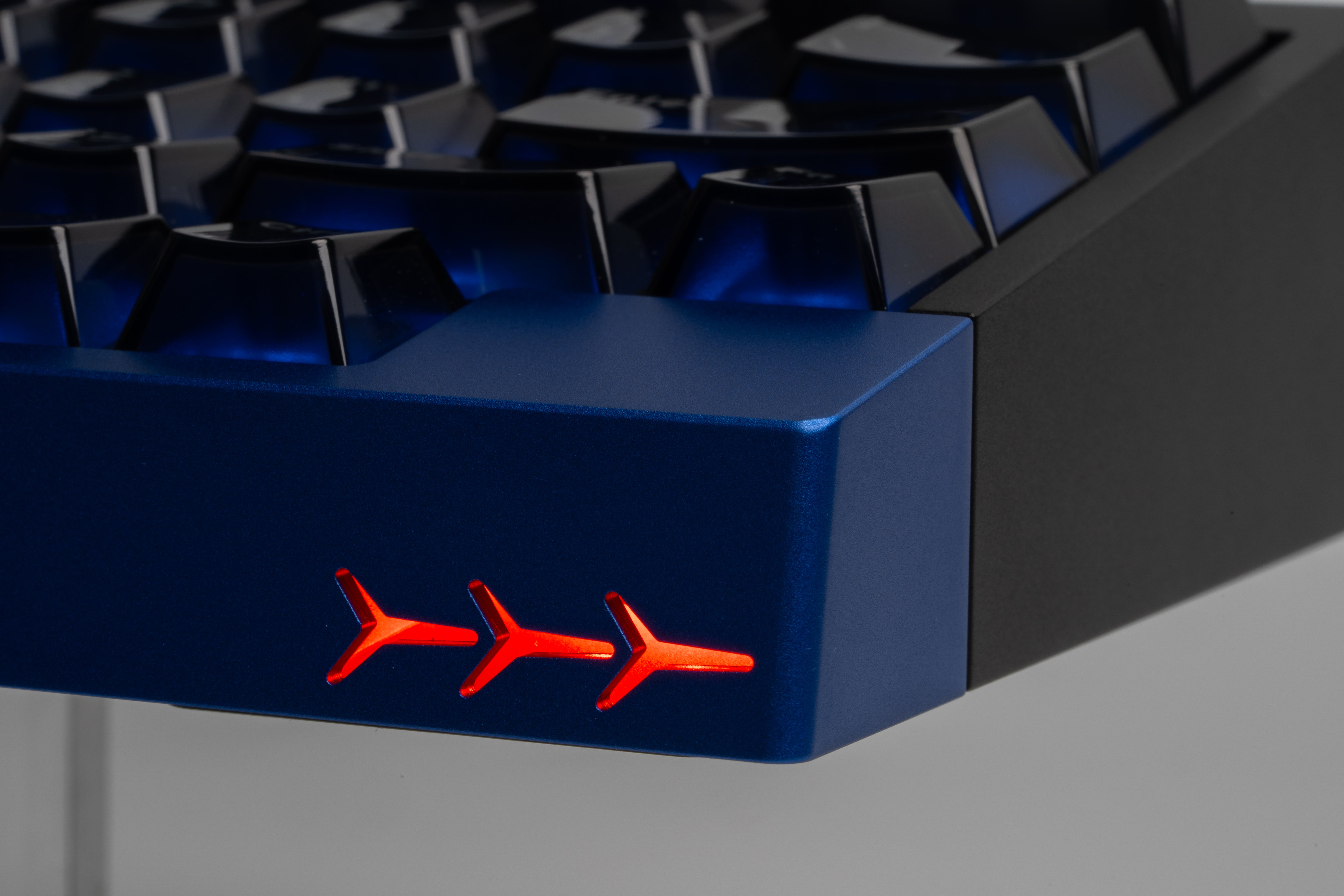 (Group Buy) AM Compact Touch R2 Keyboard Kit
