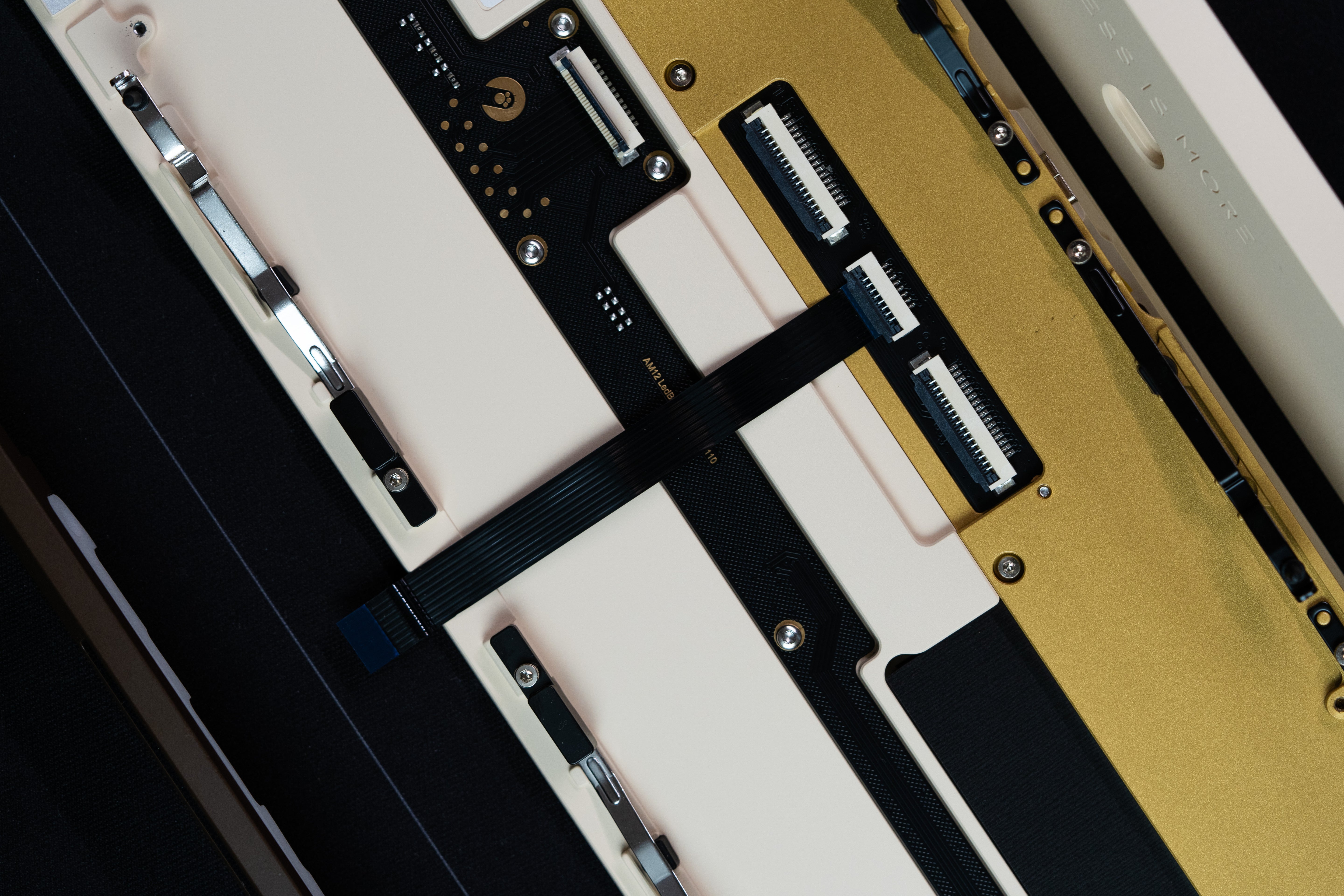 (Group Buy) AM Compact Touch R2 Keyboard Kit