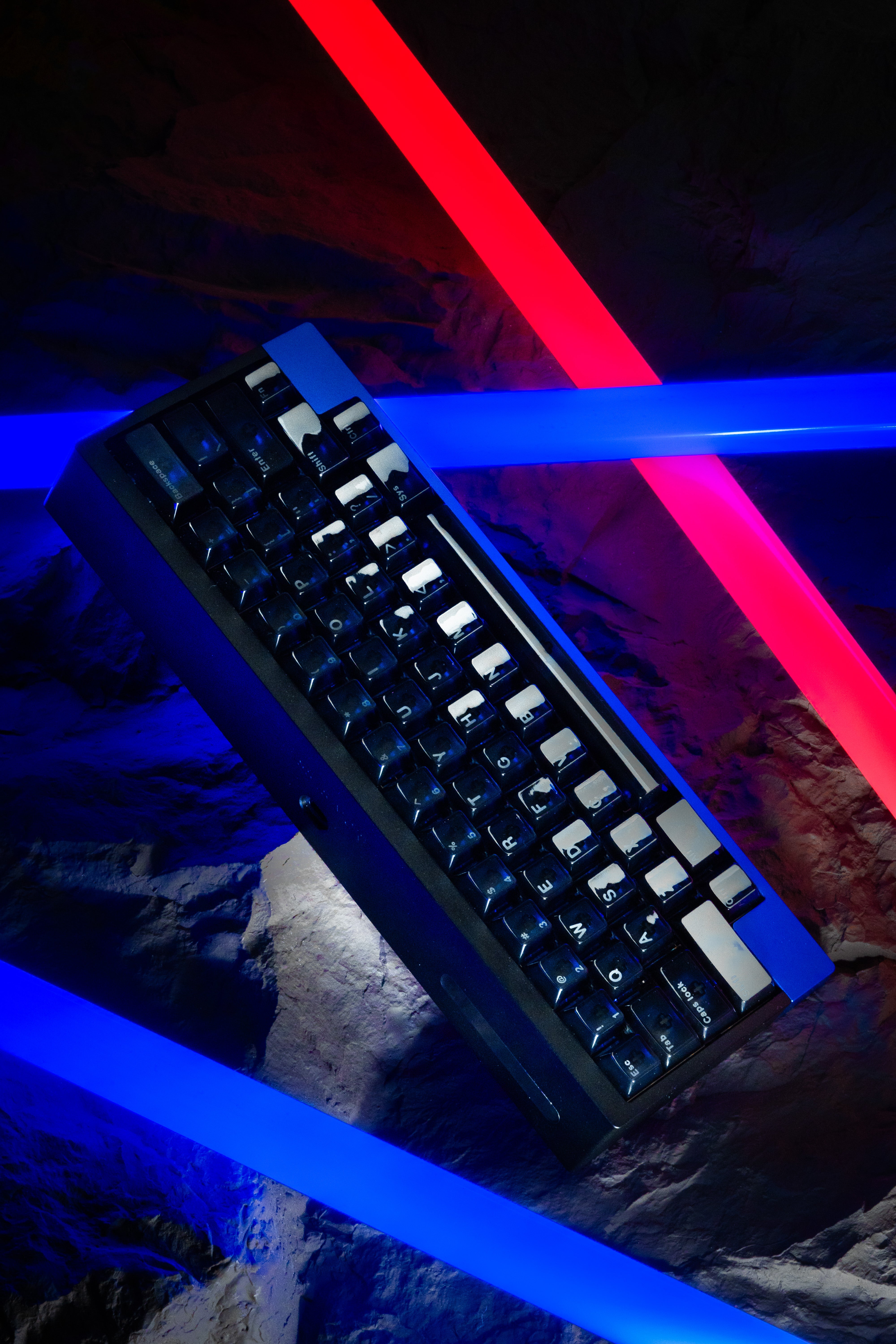 (Group Buy) AM Compact Touch R2 Keyboard Kit