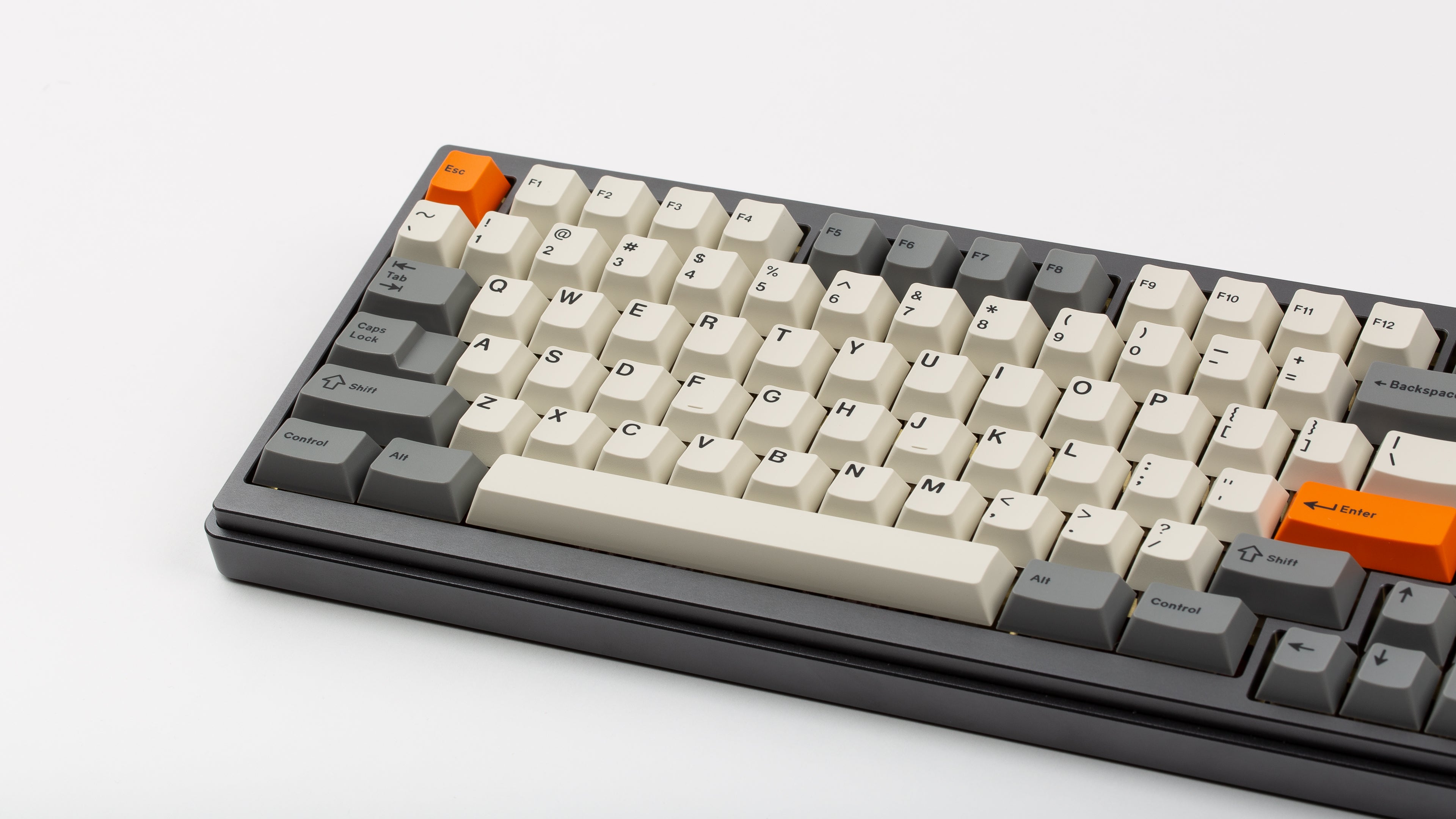 (Group Buy) GMK CYL Beta / JS R2 Keycaps
