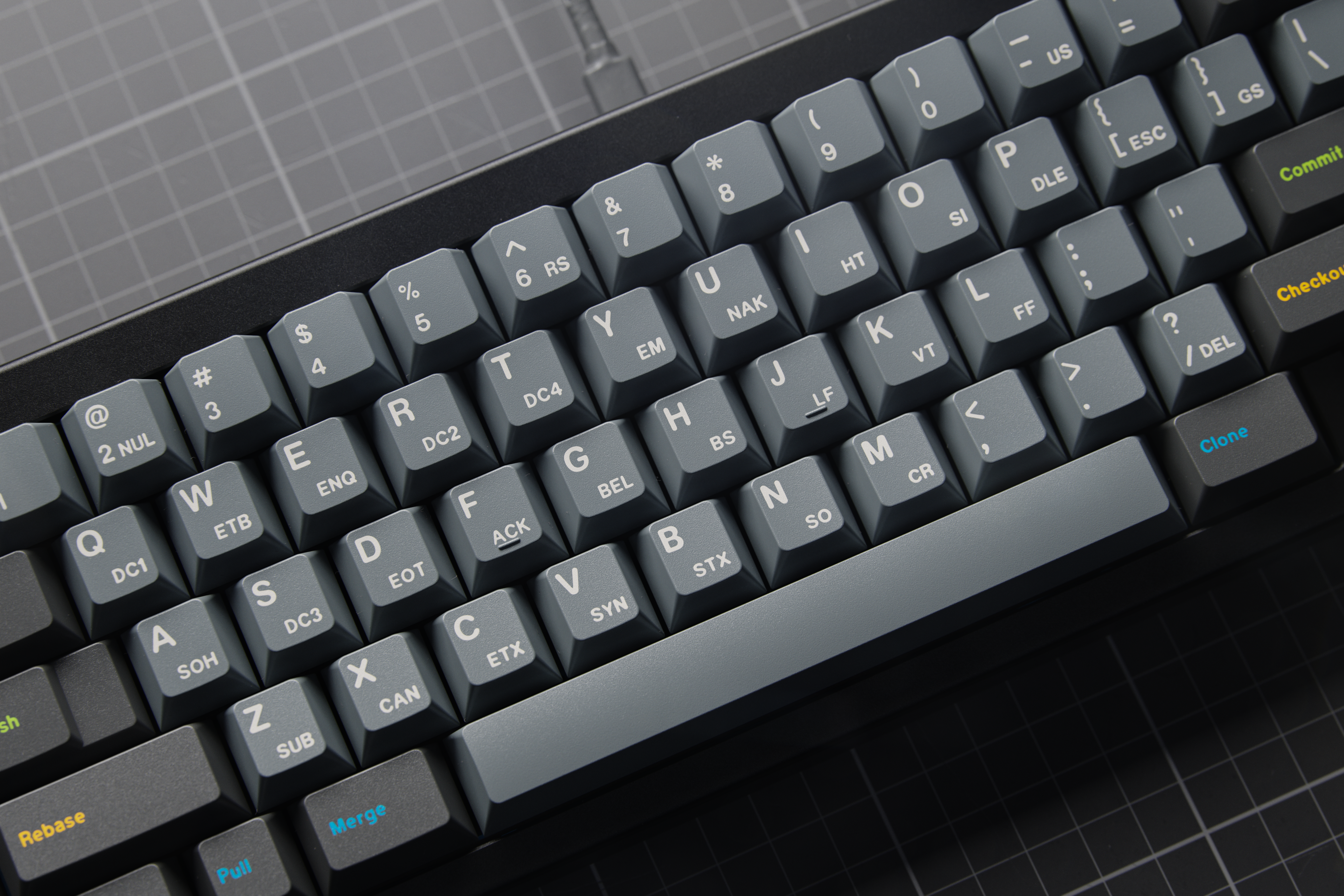 (In Stock) Salvun x GMK Oblivion v3.1