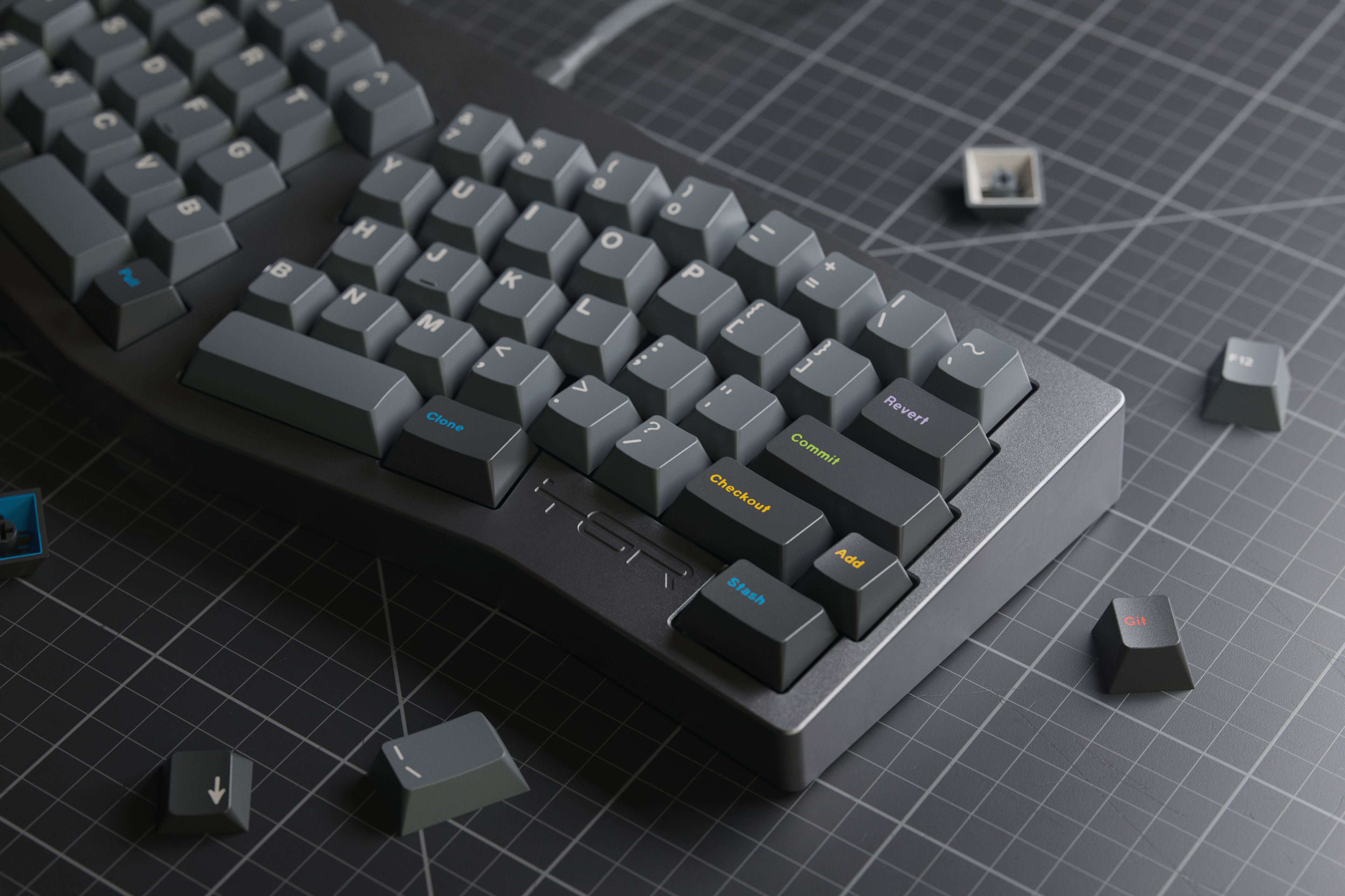 (In Stock) Salvun x GMK Oblivion v3.1