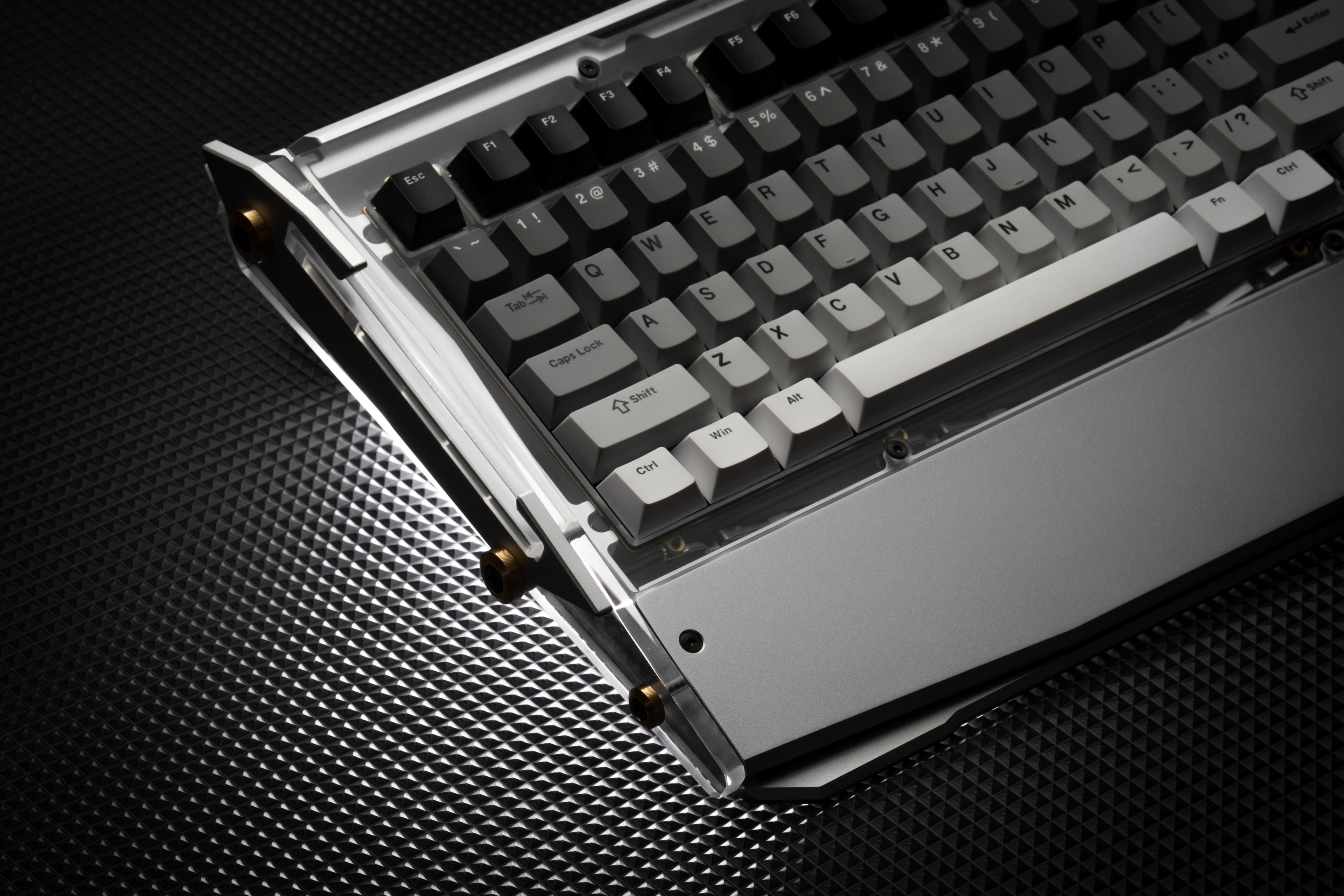 (In Stock) DRY STUDIO Black Diamond 75