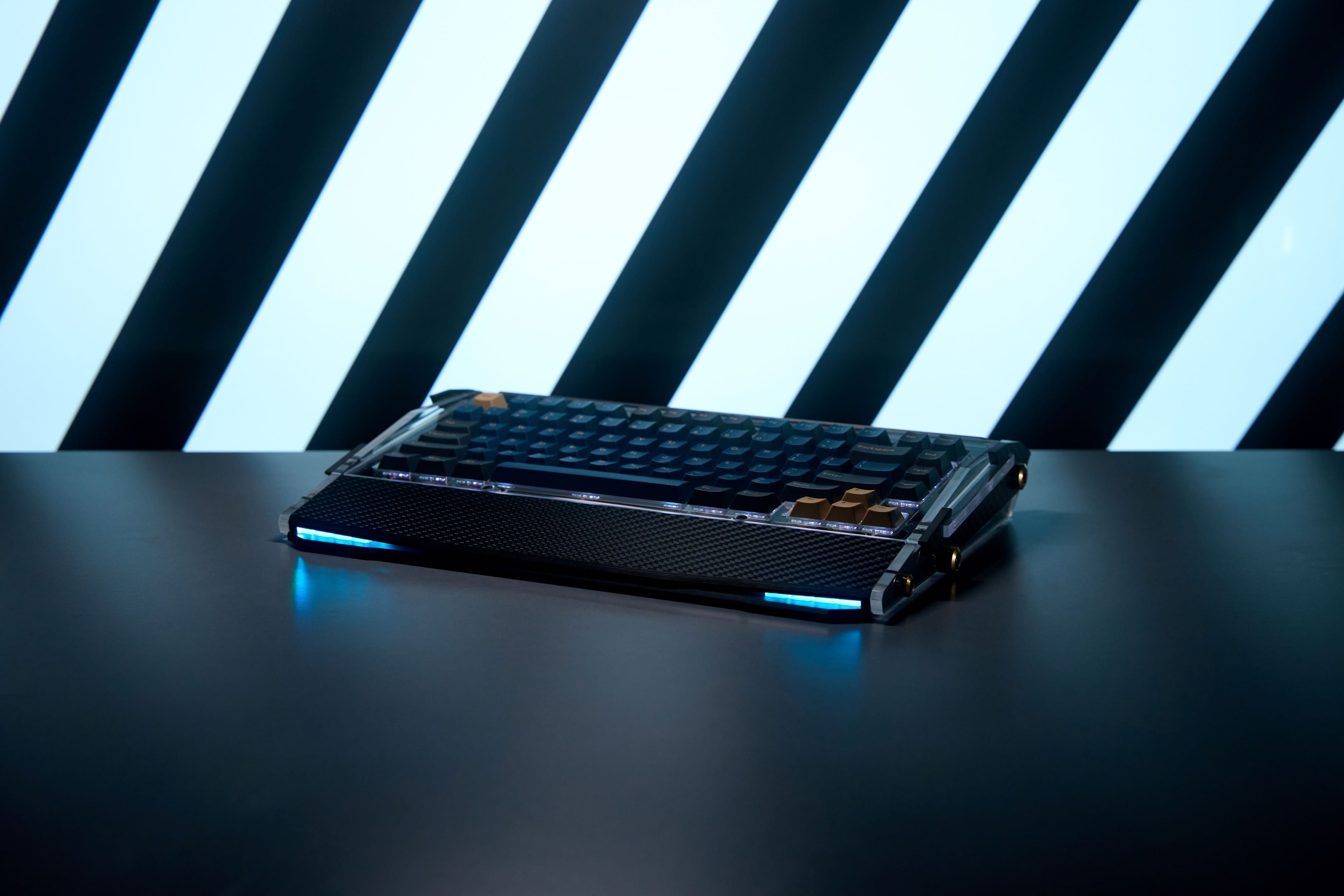 (In Stock) DRY STUDIO Black Diamond 75