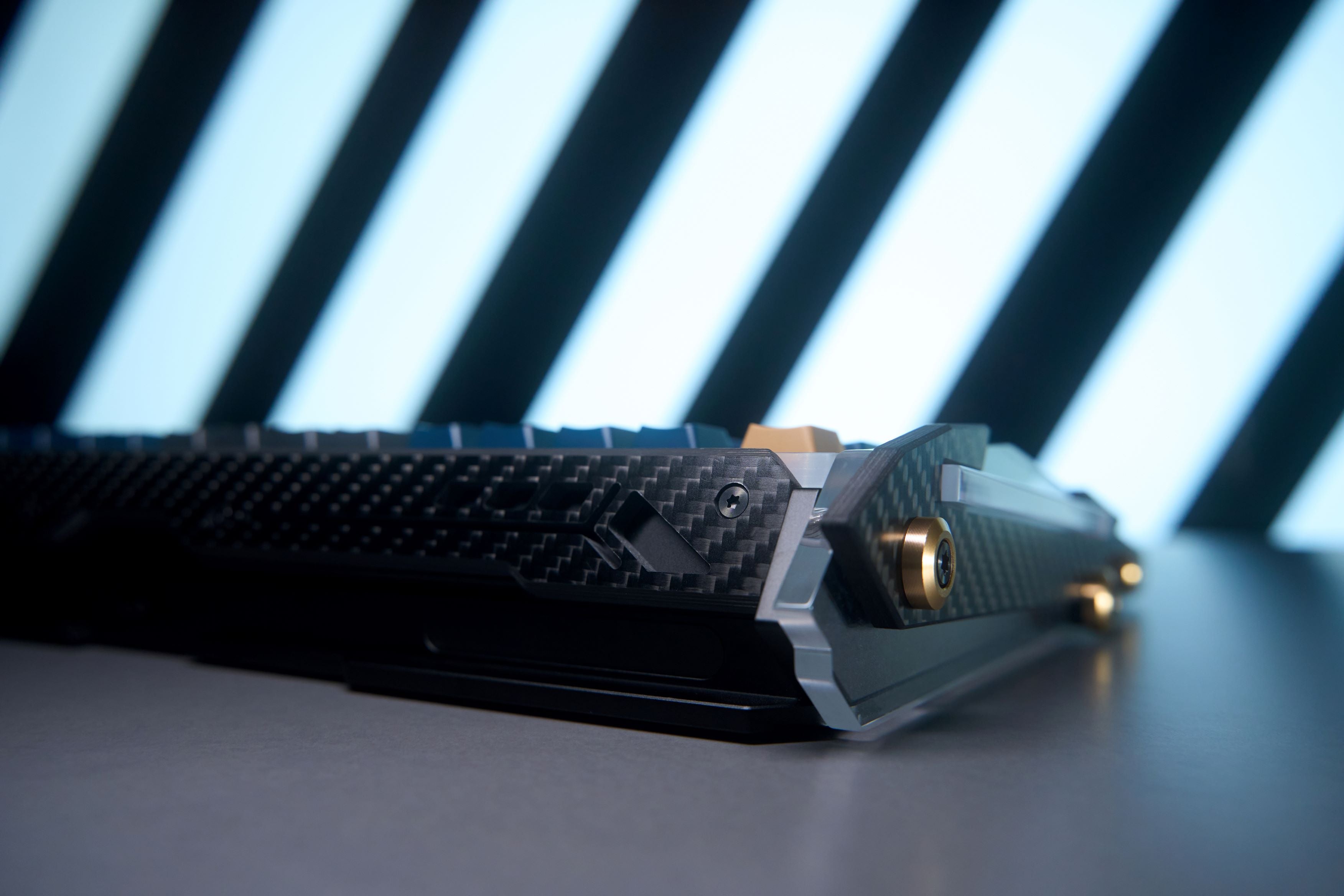 (In Stock) DRY STUDIO Black Diamond 75