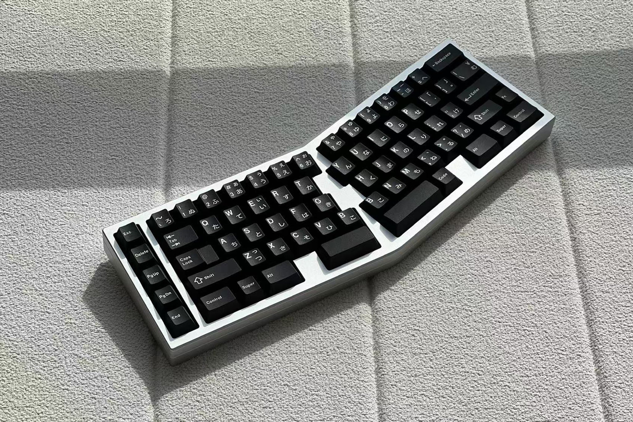 (In Stock) Boomerang Keyboard Kit