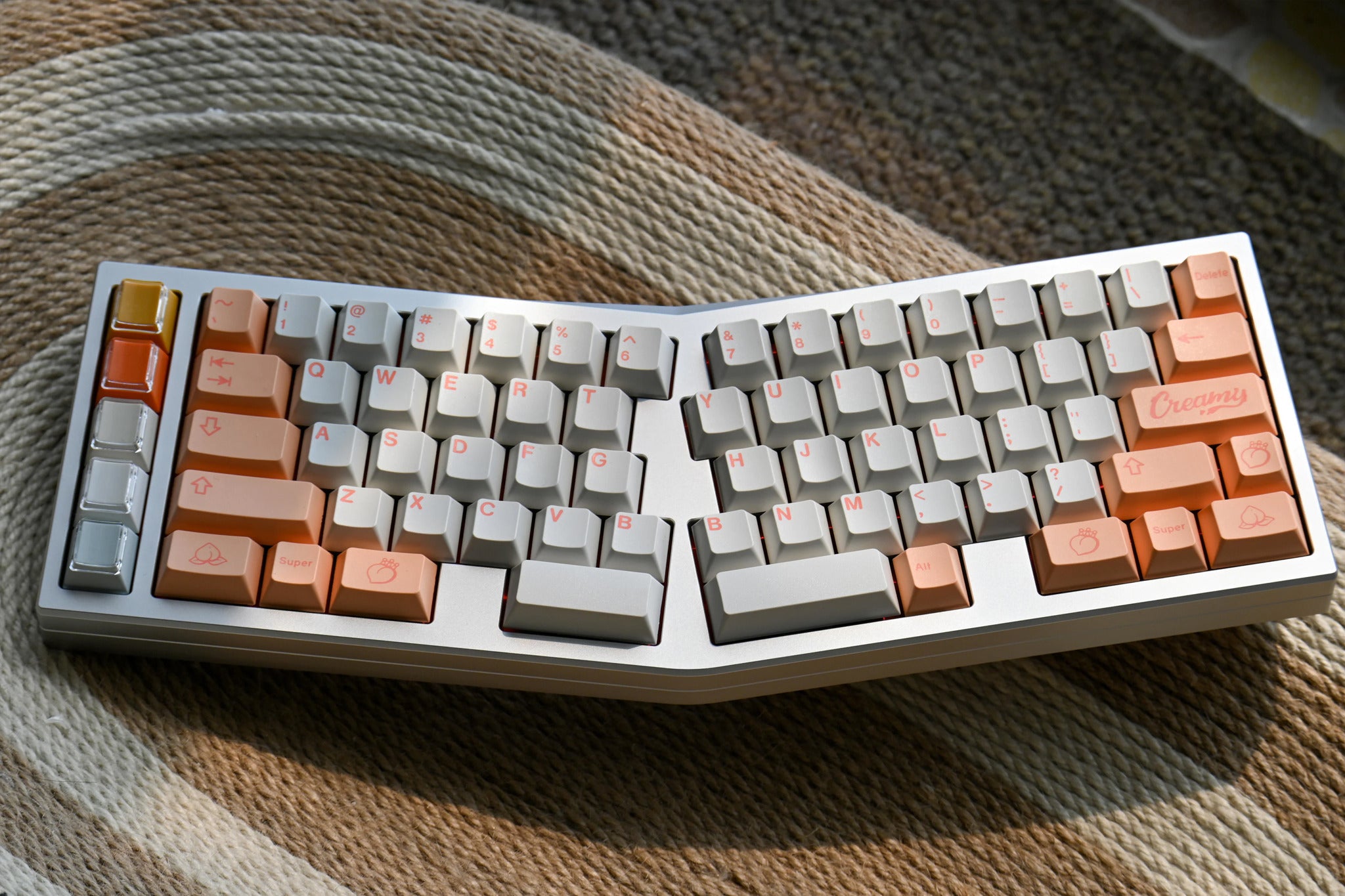 (In Stock) Boomerang Keyboard Kit