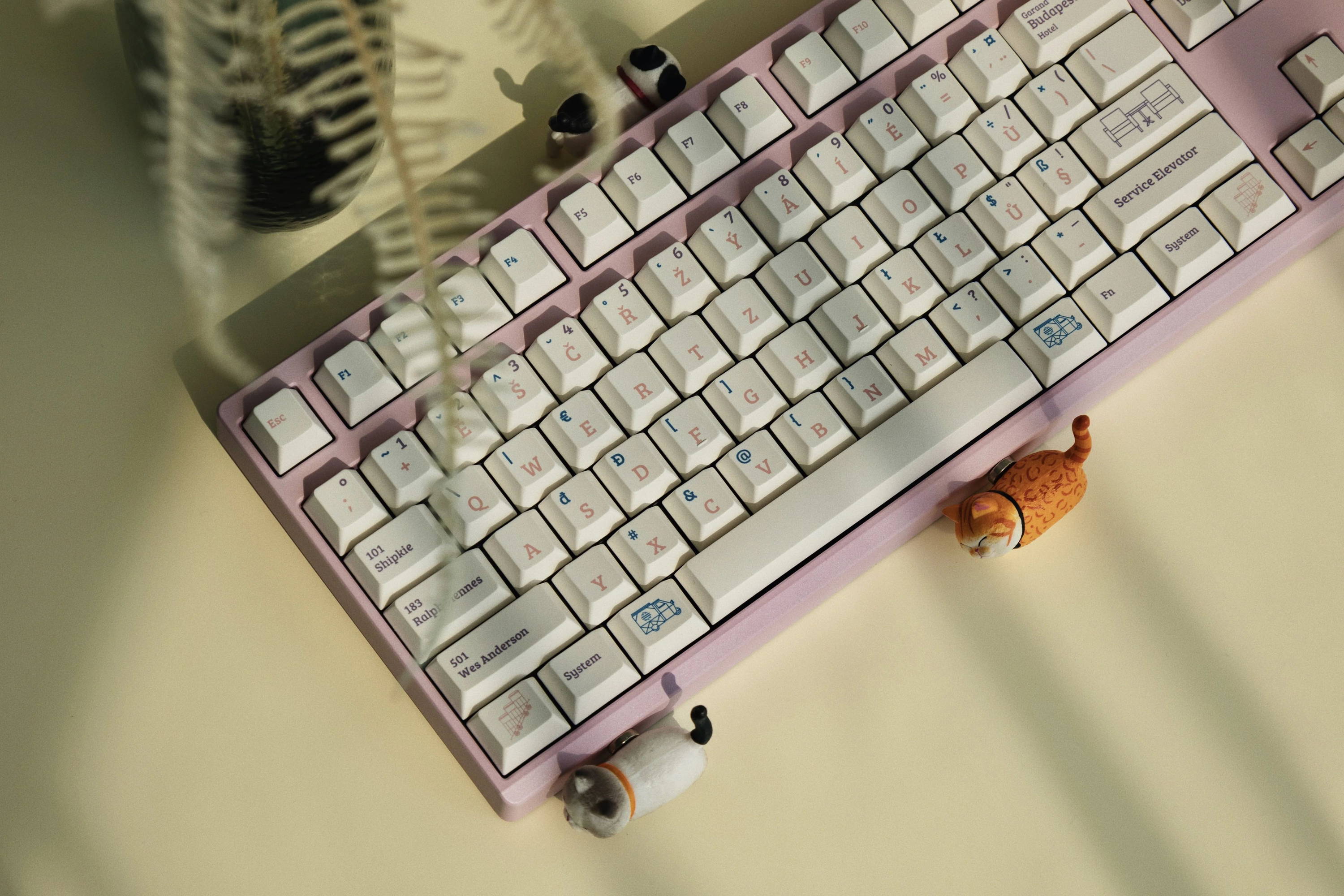 (In Stock) ZOOM TKL ESSENTIAL EDITION - Keyboard Kit