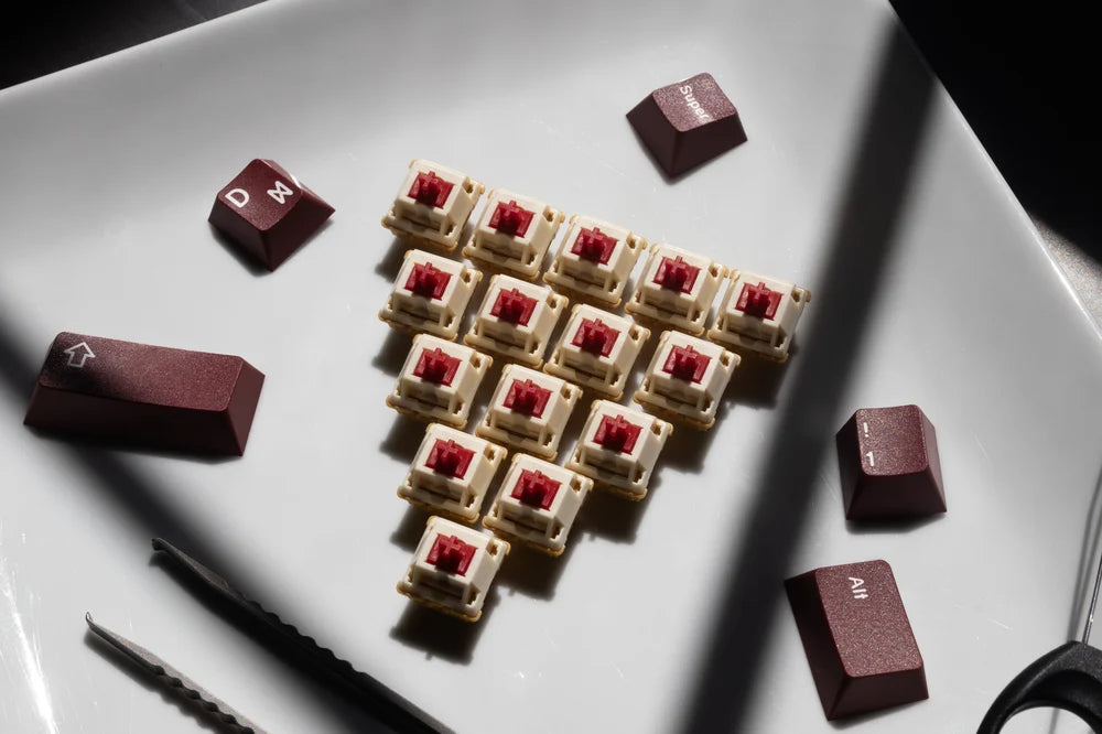 (In Stock) Bsun Strawberry Cheesecake R2 Switches