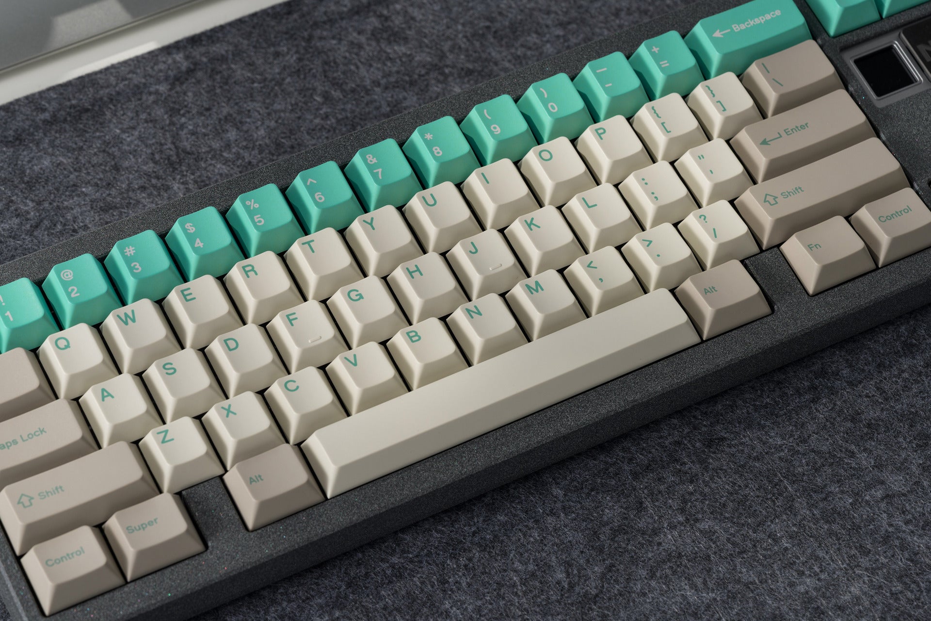 (In Stock) PBTFans Budgerigar Keycap Set