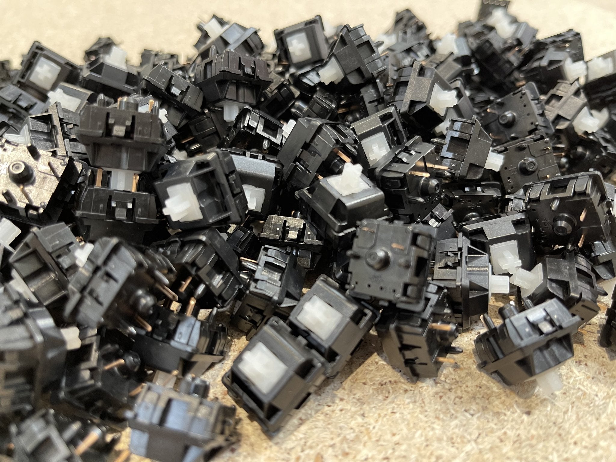 (In Stock) Piano POM Durock Linear Switches (10 Pack)
