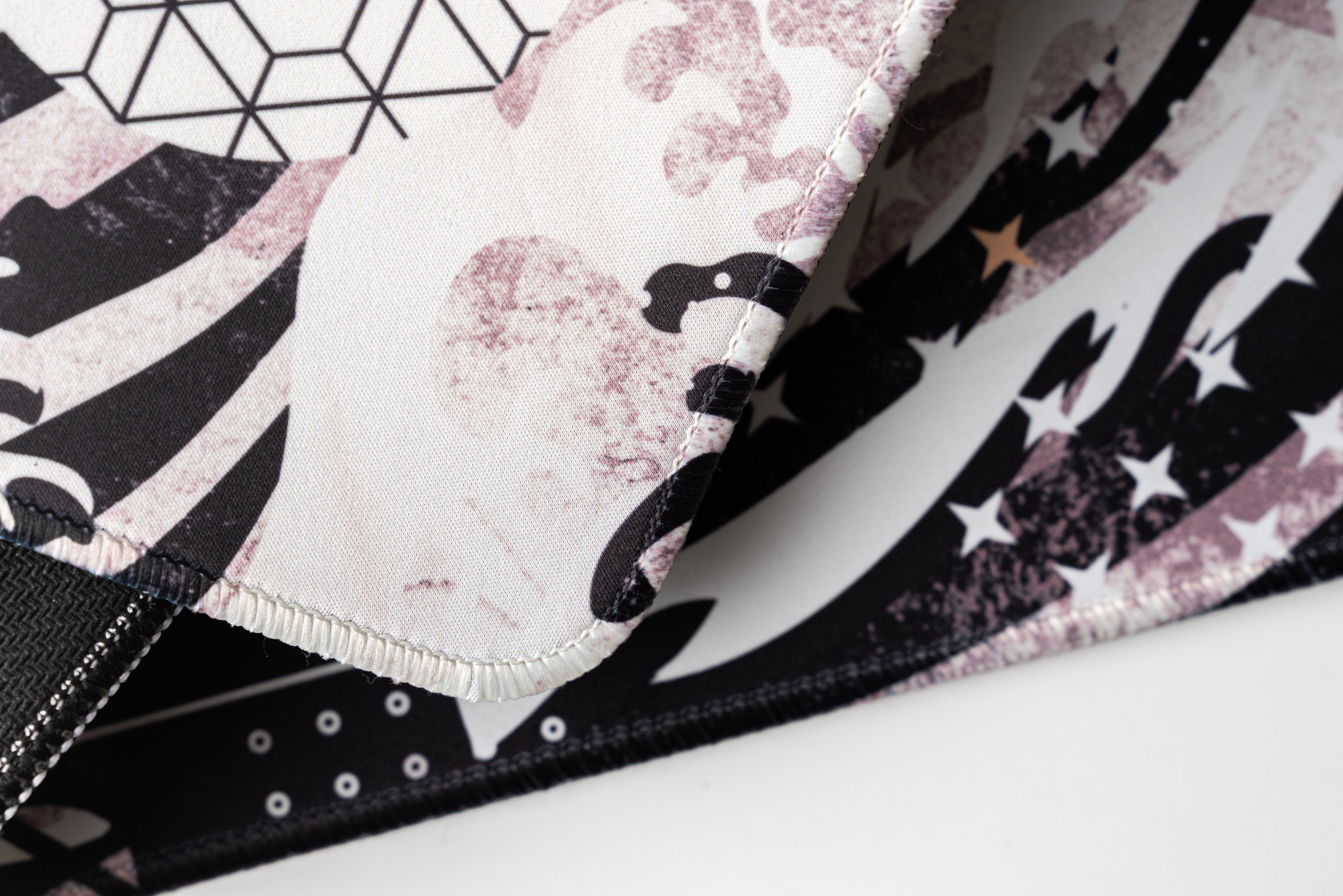 (In Stock) Kanagawa Deskmats (Ikki)