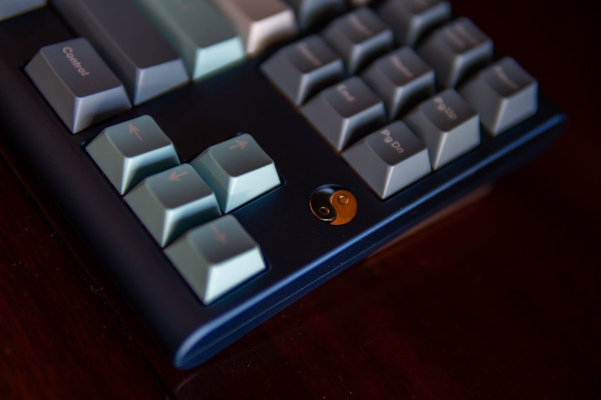 (Pre-Order) GMK Shoko R2