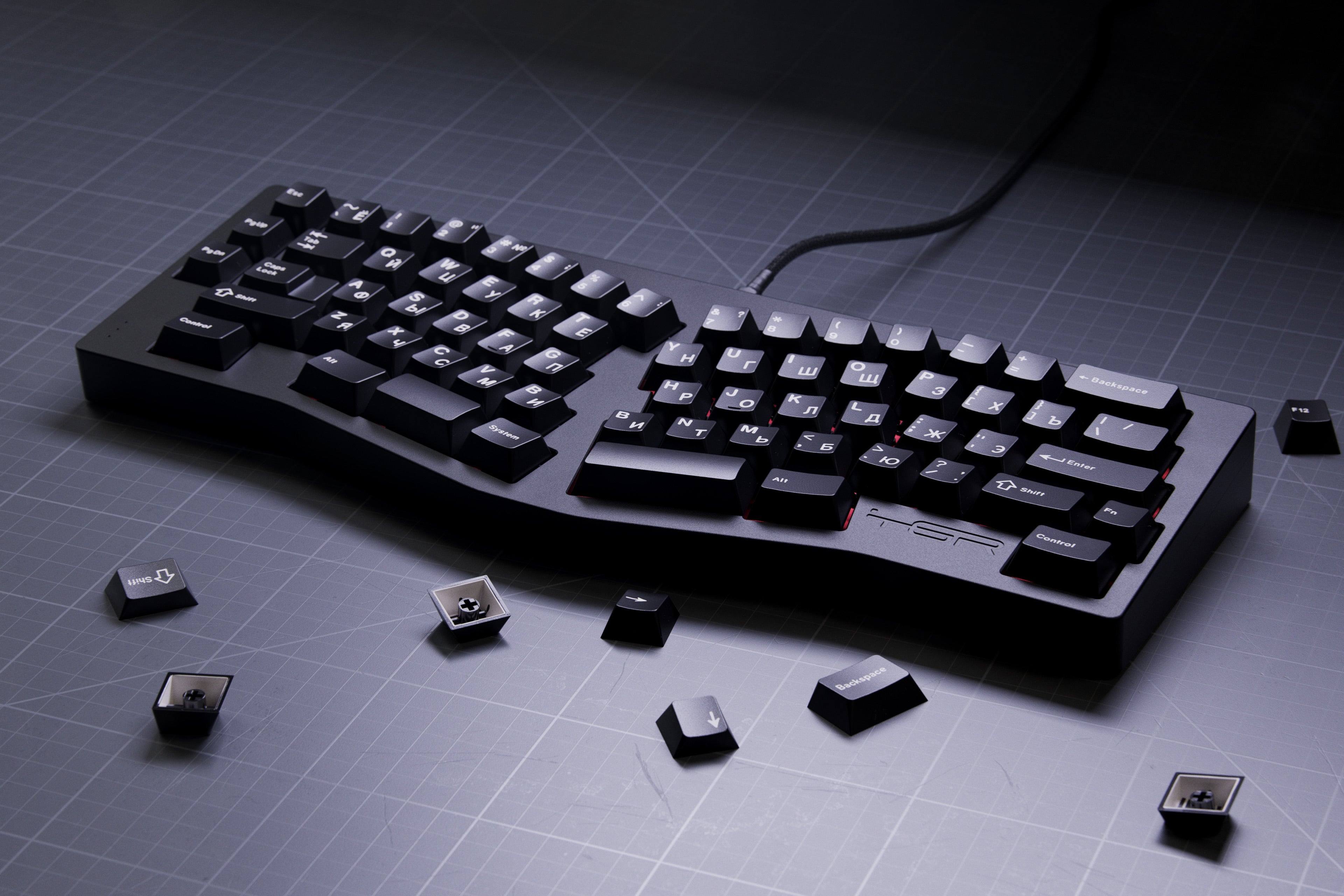 (In Stock) GMK Cyrillic Beige/WoB