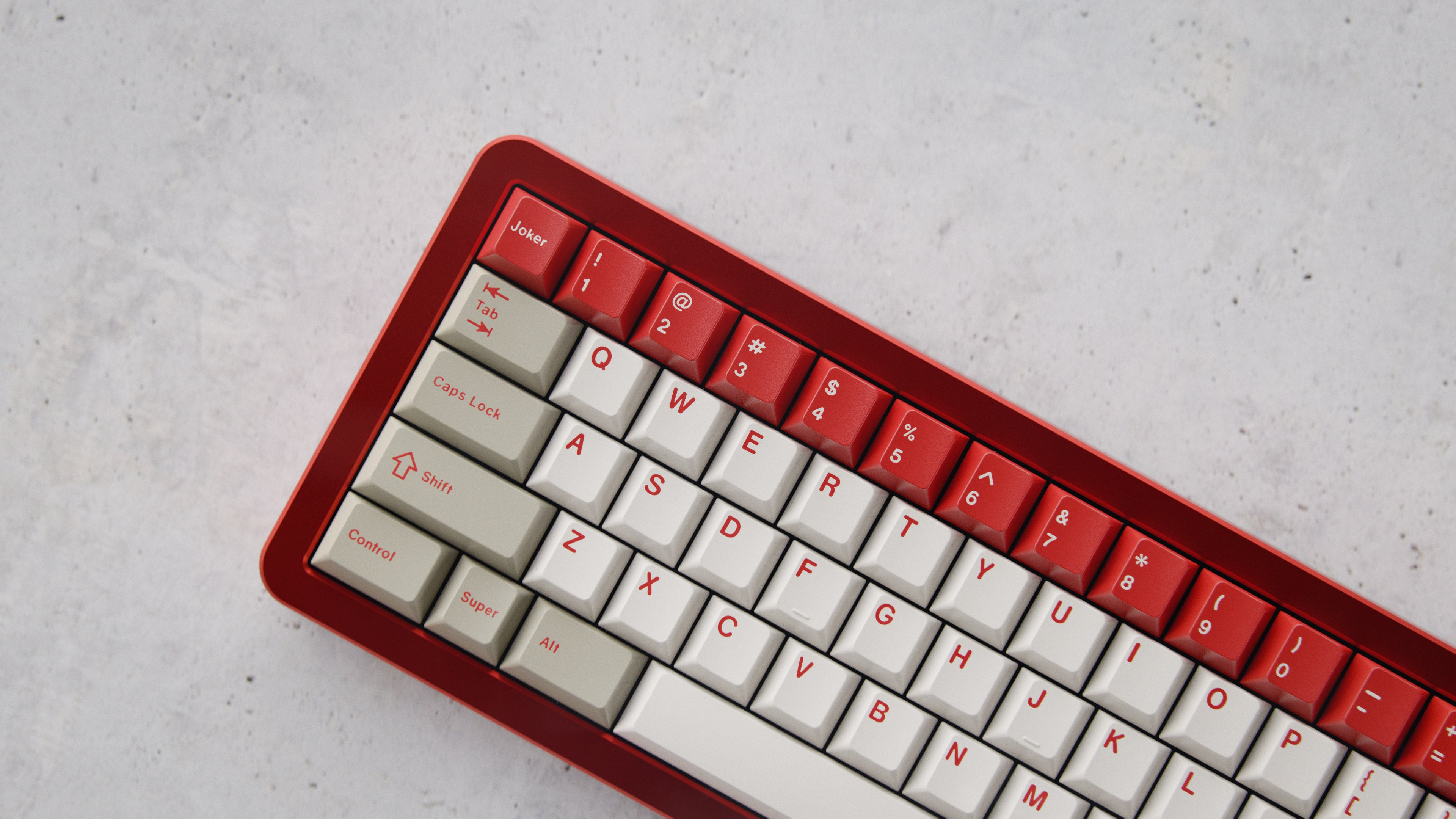 (Pre-Order) GMK Red Alert