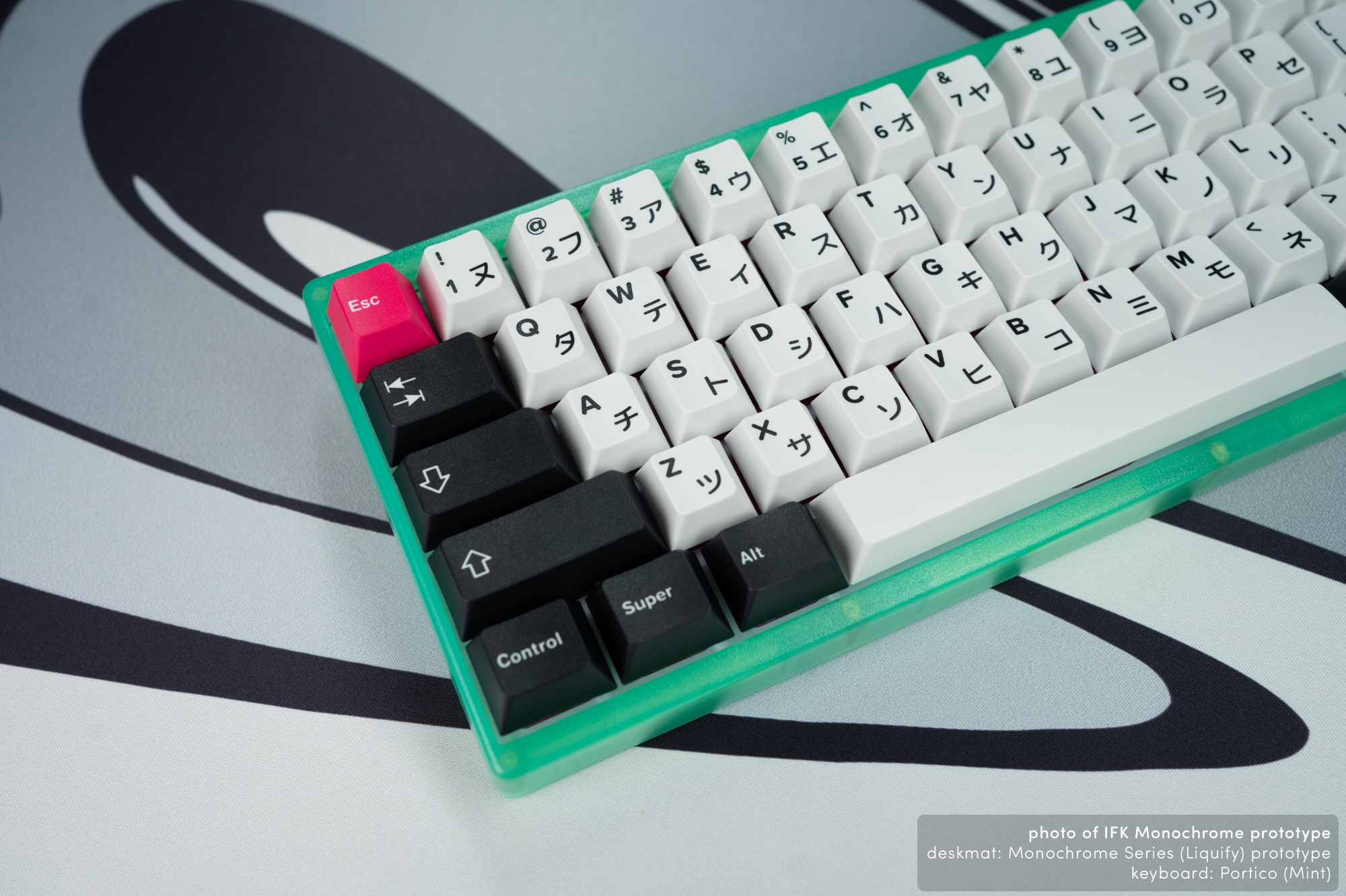 (Group Buy) Infinikey Monochrome