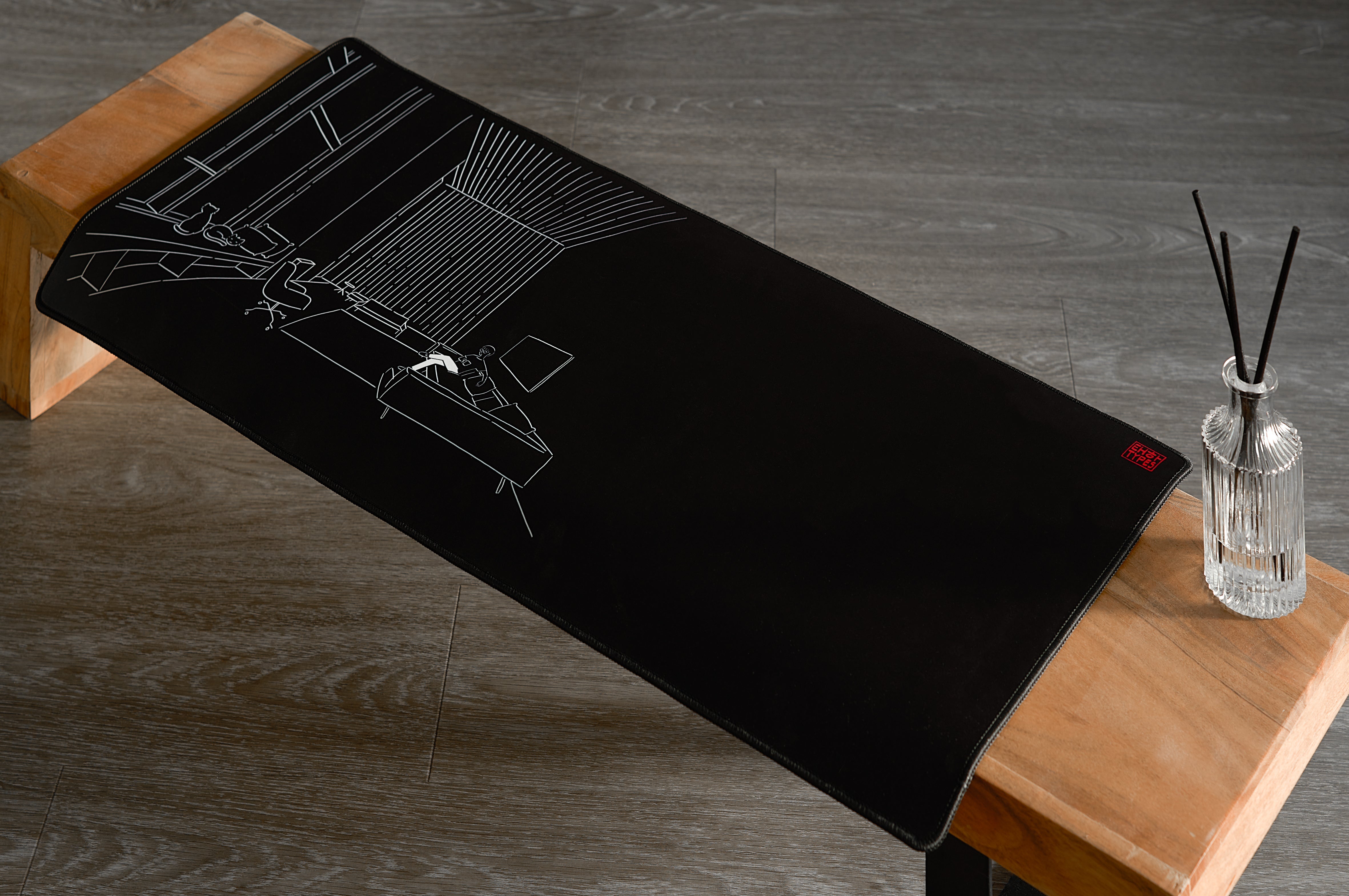 (In Stock) Taeha Types Studio Deskmat