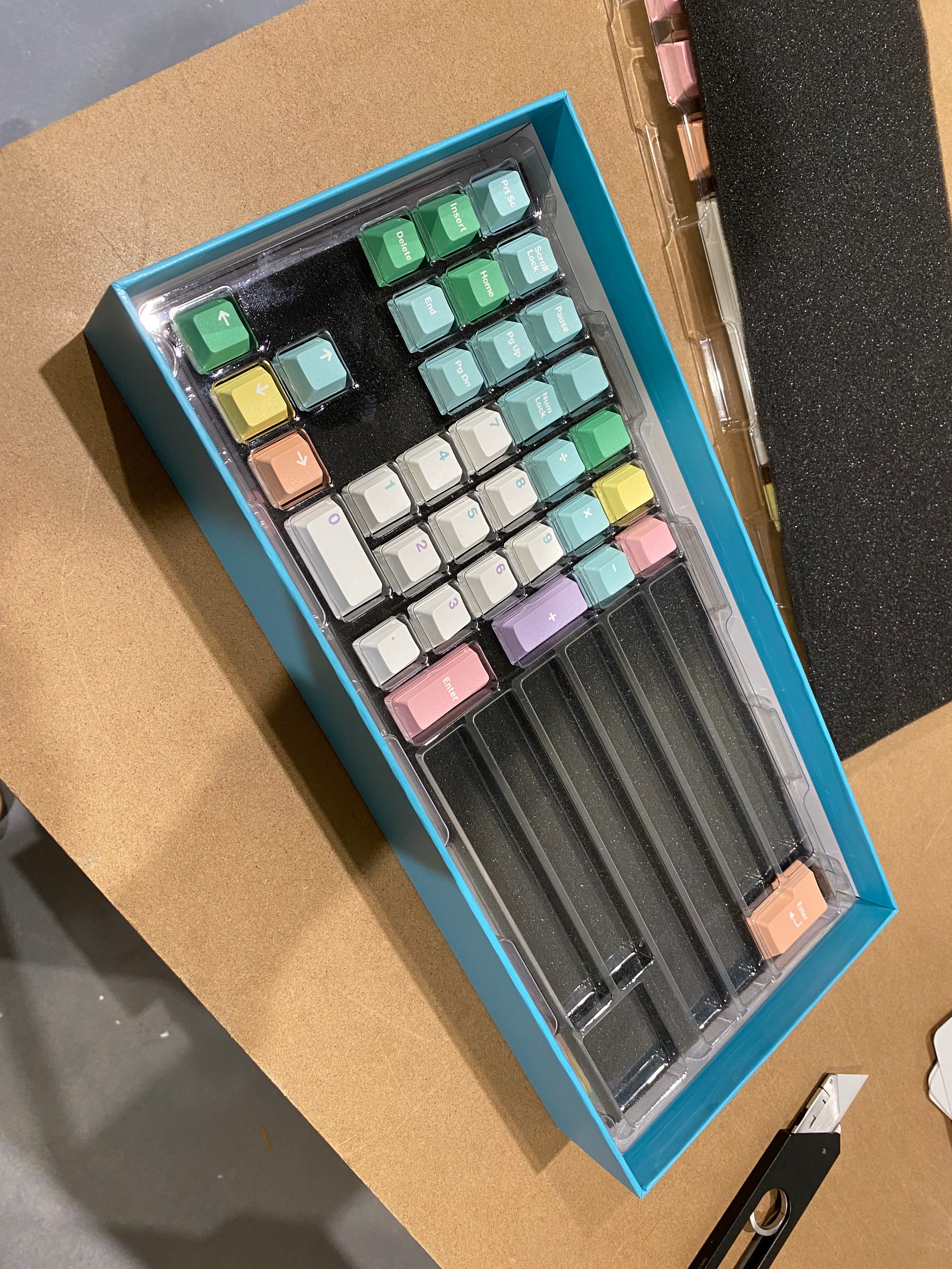 (In Stock) Infinikey Pastel