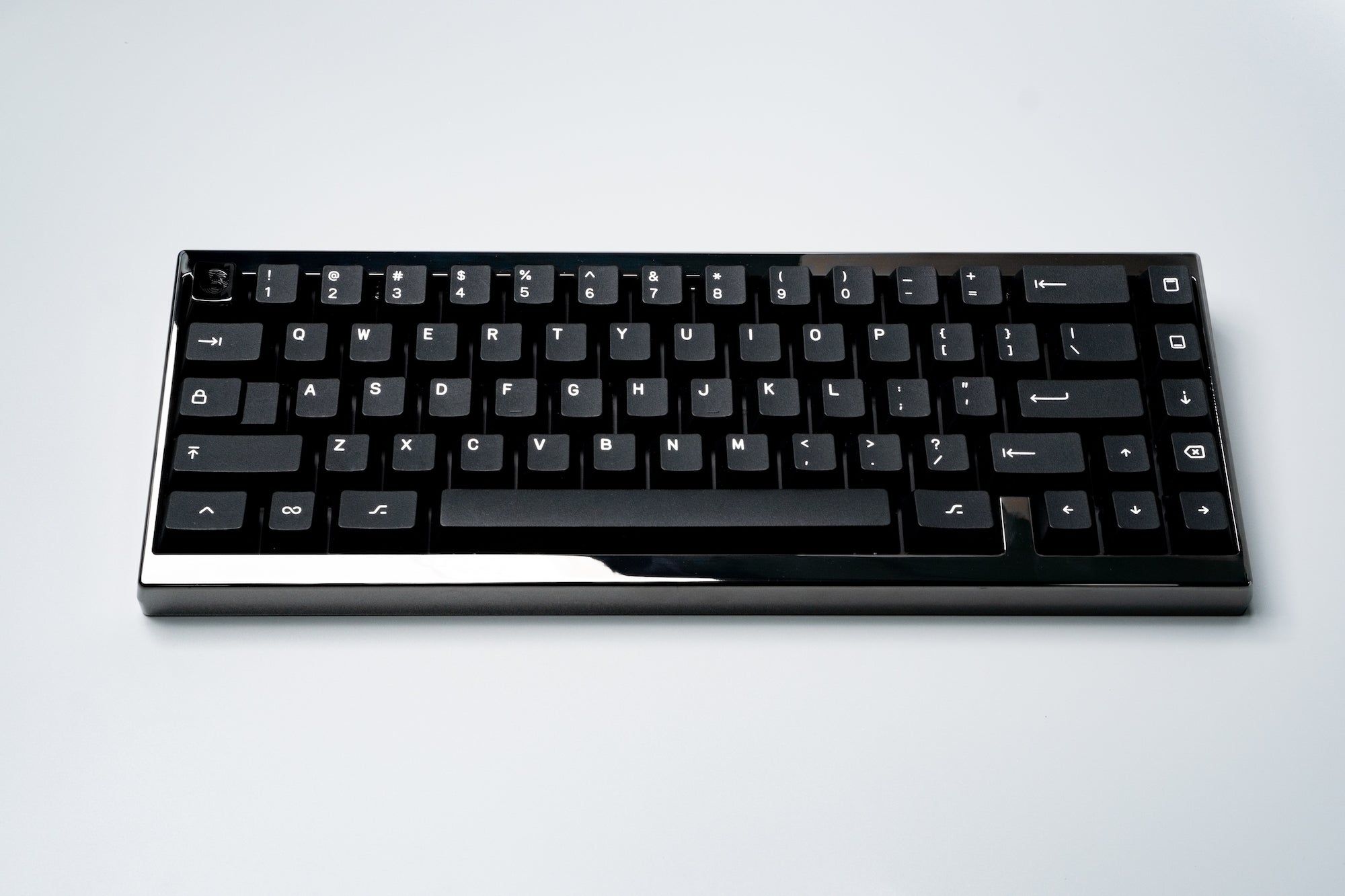 (In Stock) MONOKEI White on Black (Series 1)