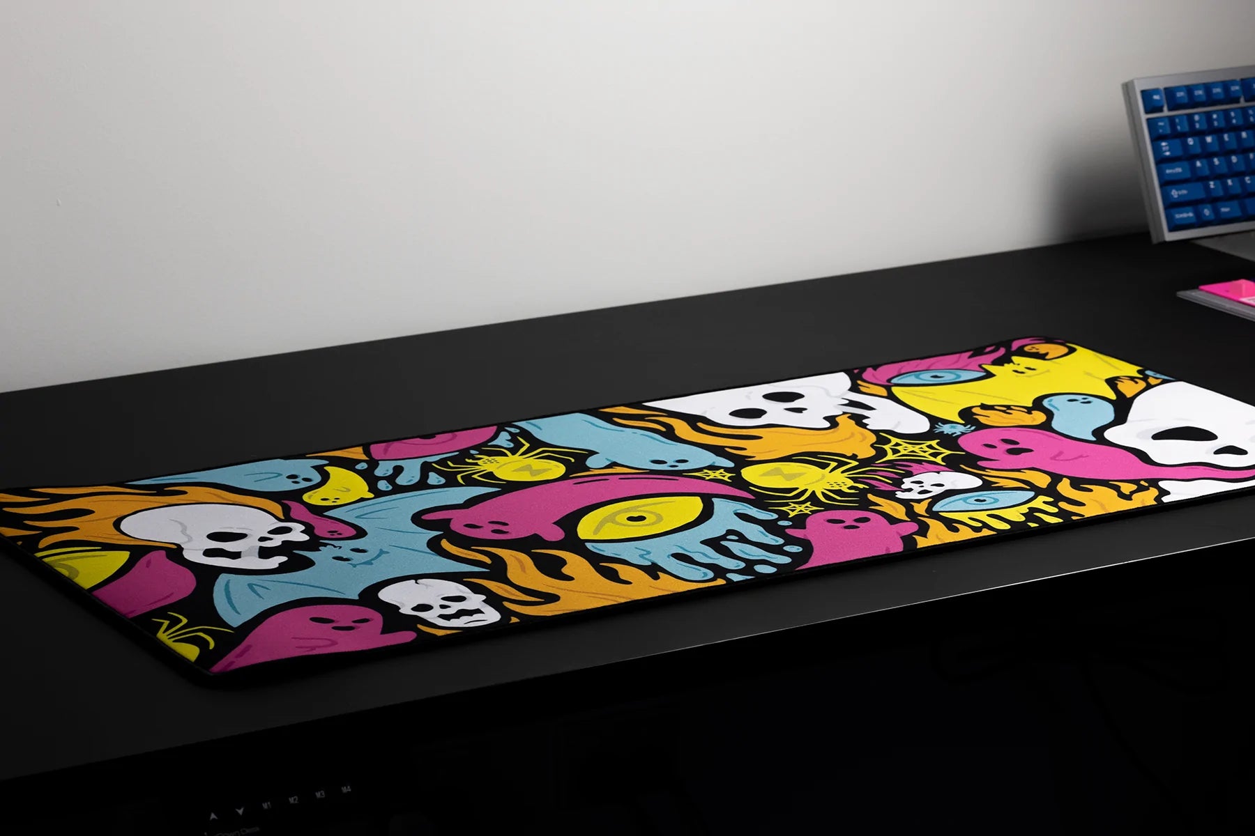 (In Stock) Esqueletos Control Deskmats