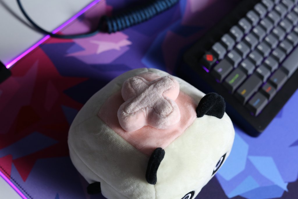 (In Stock) Panpan Plushie