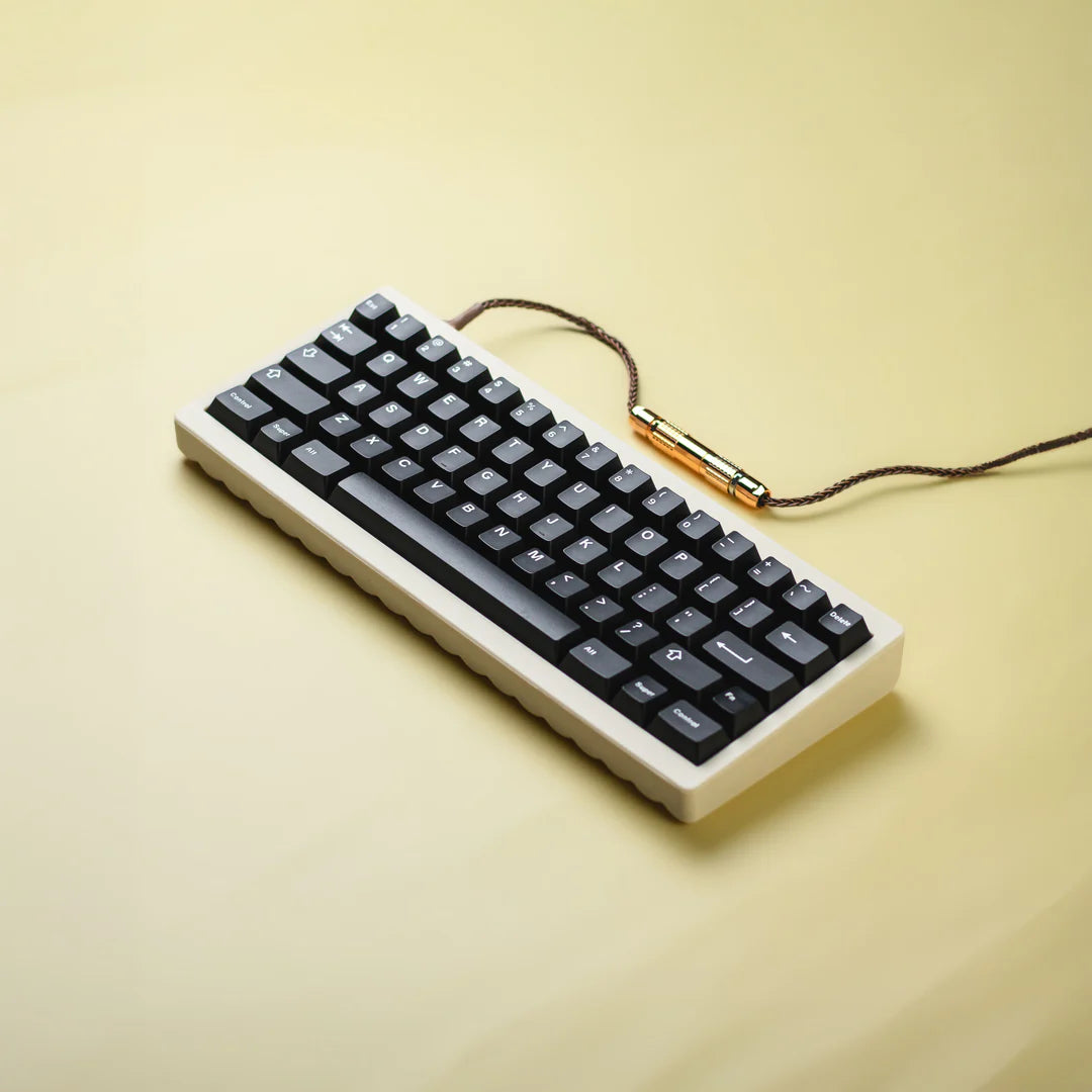 (In Stock) SW White on Black Keycaps