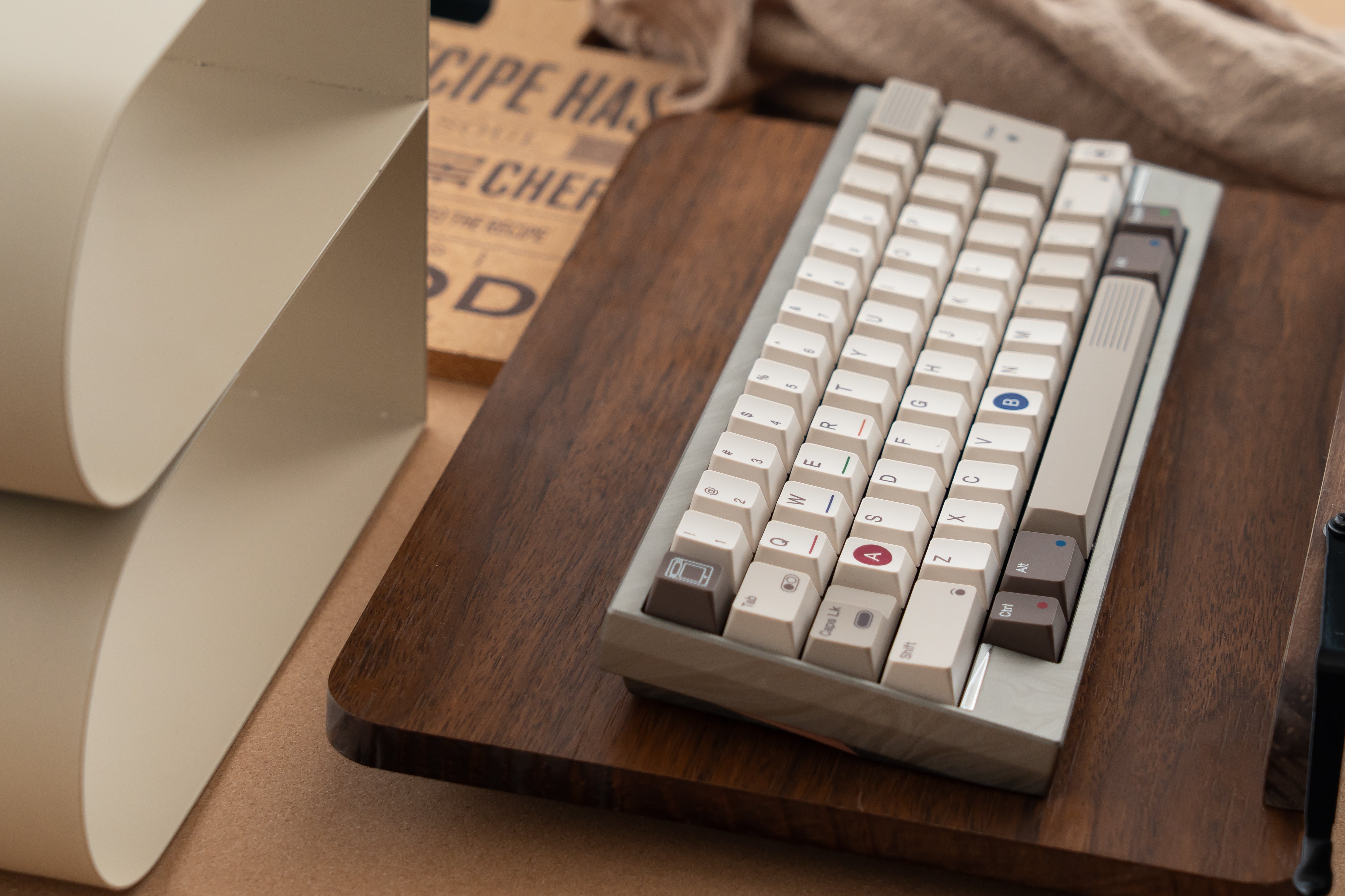 (Group Buy) DK1-60% Keyboard Kit