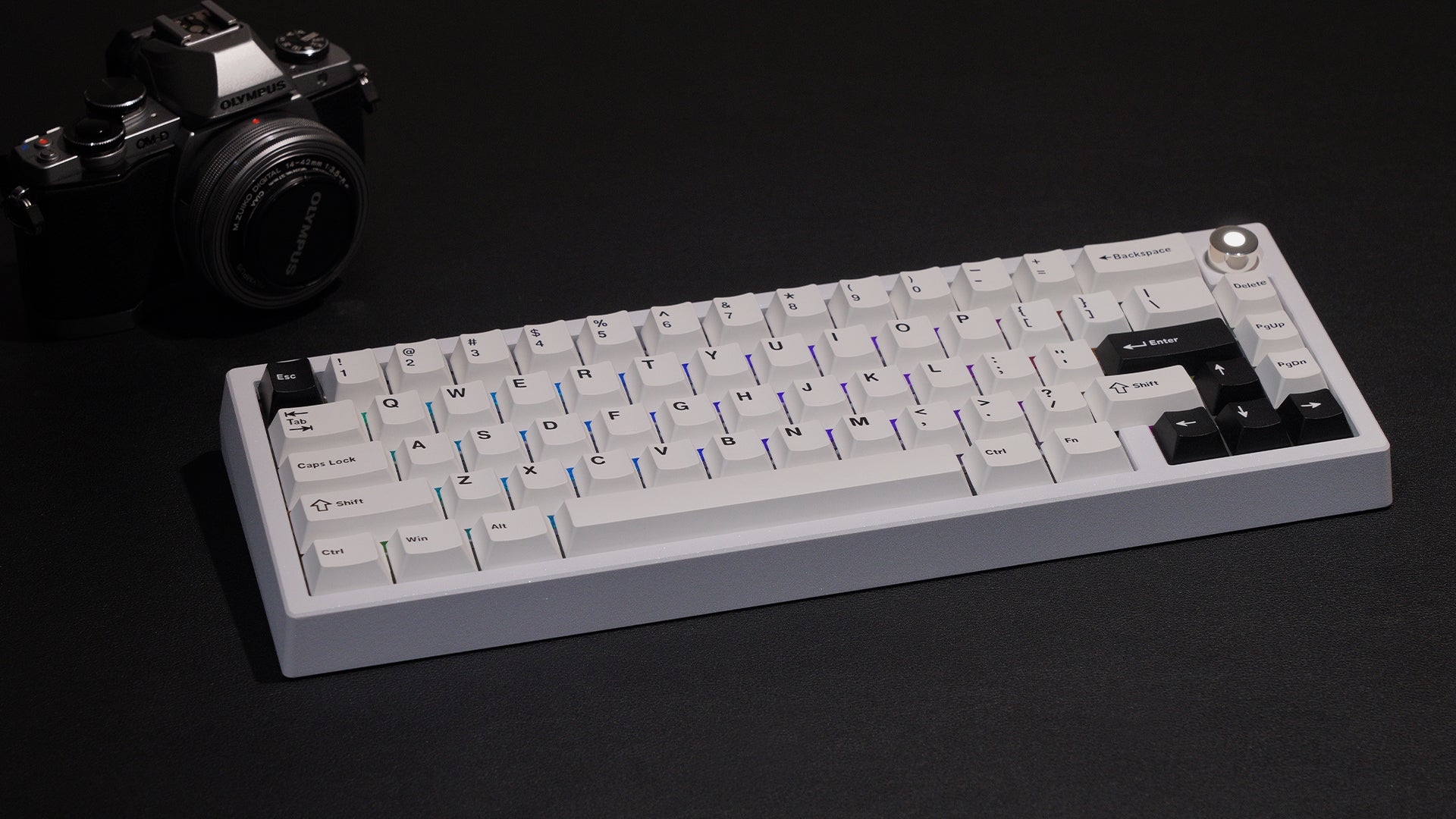 (Group Buy) Zoom65 V2.5 EE Keyboard Kit