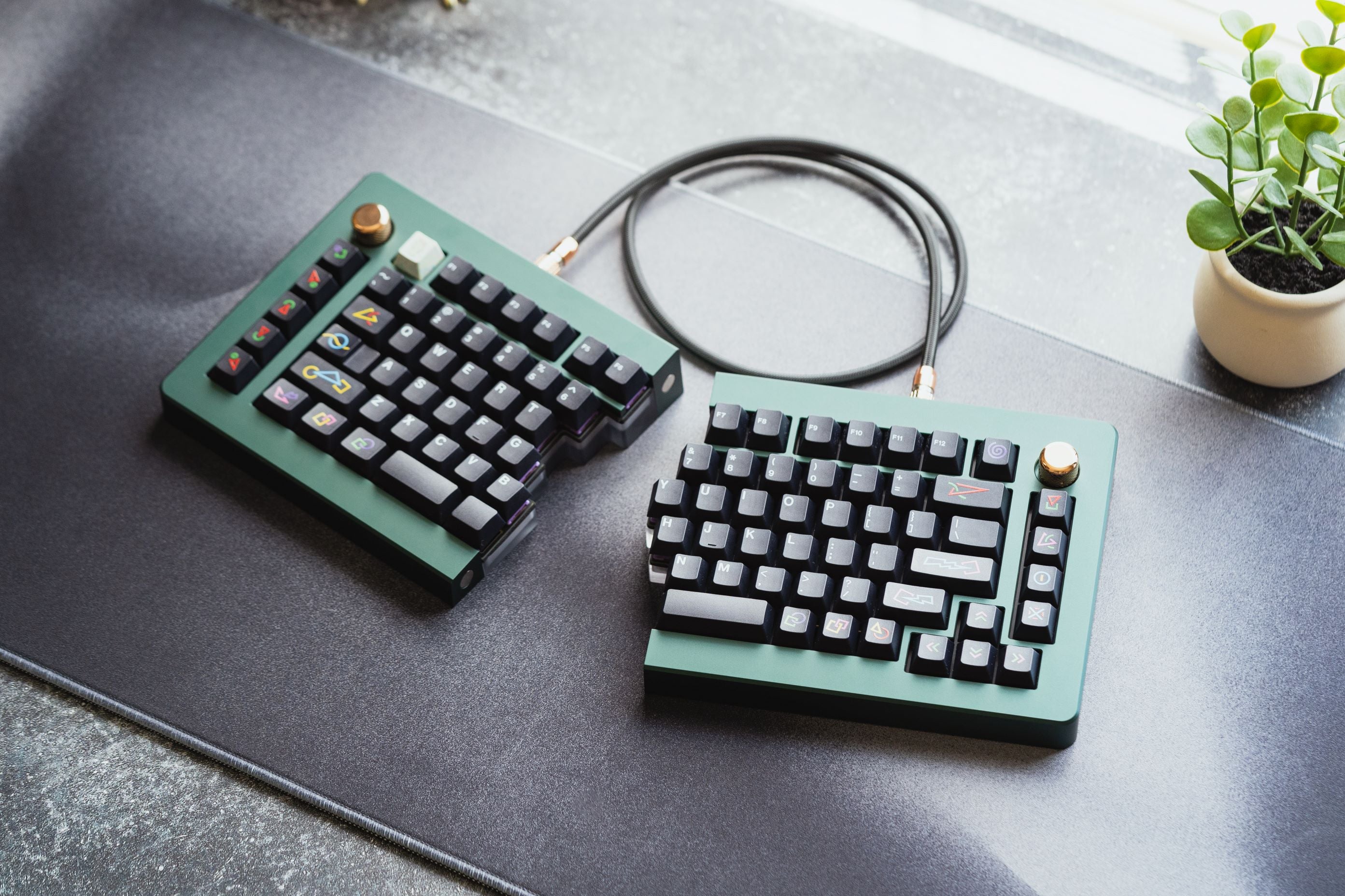 (Group Buy) Theseus75 Keyboard Kit