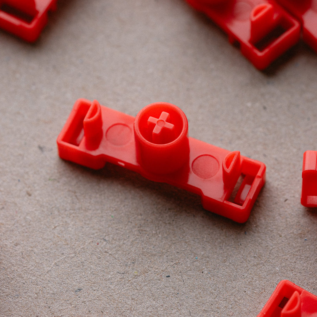 (In Stock) DynaCap™ 2u Sliders & 2u Wires