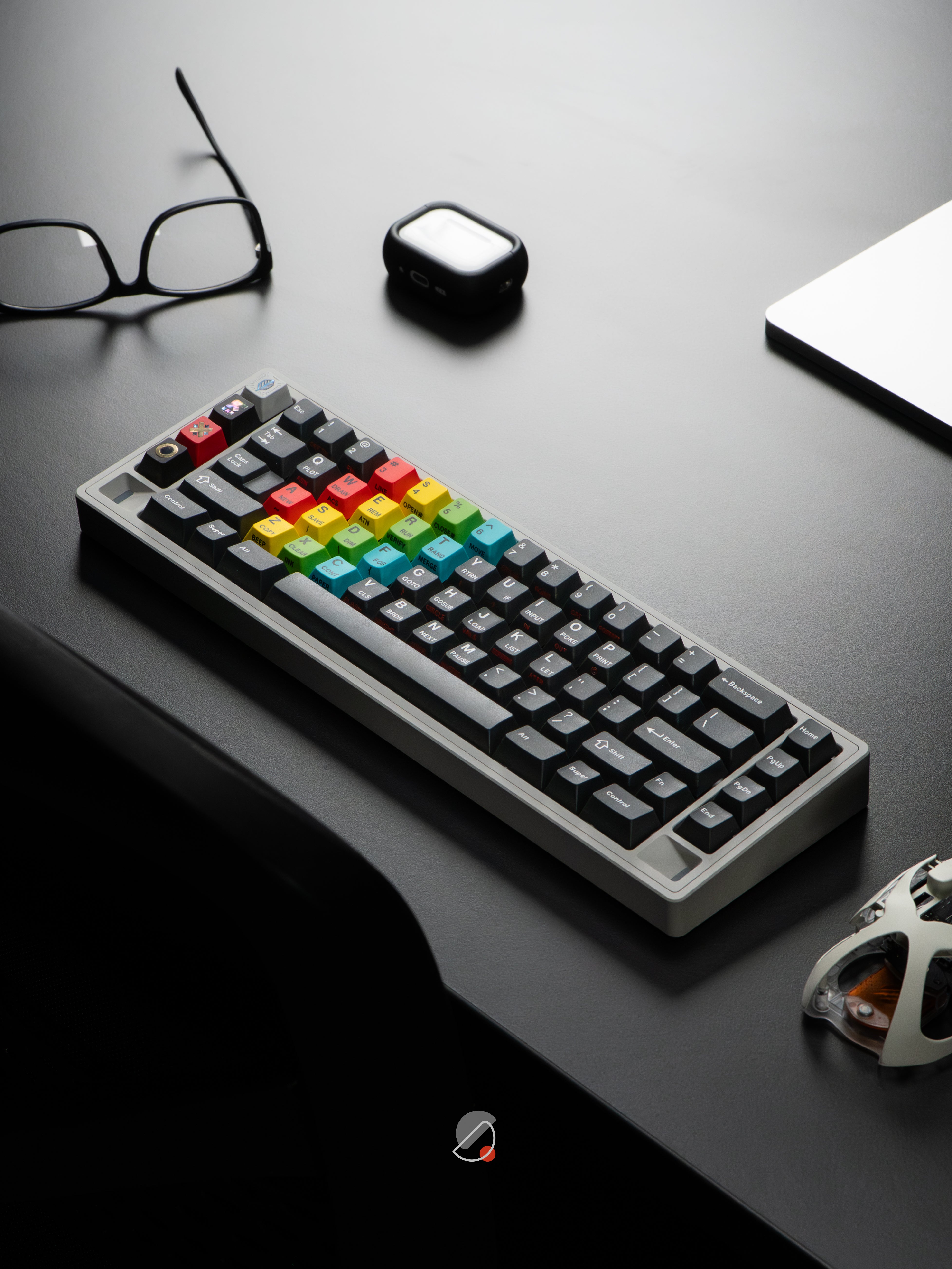 (Group Buy) Equilibrium Keyboard Kit