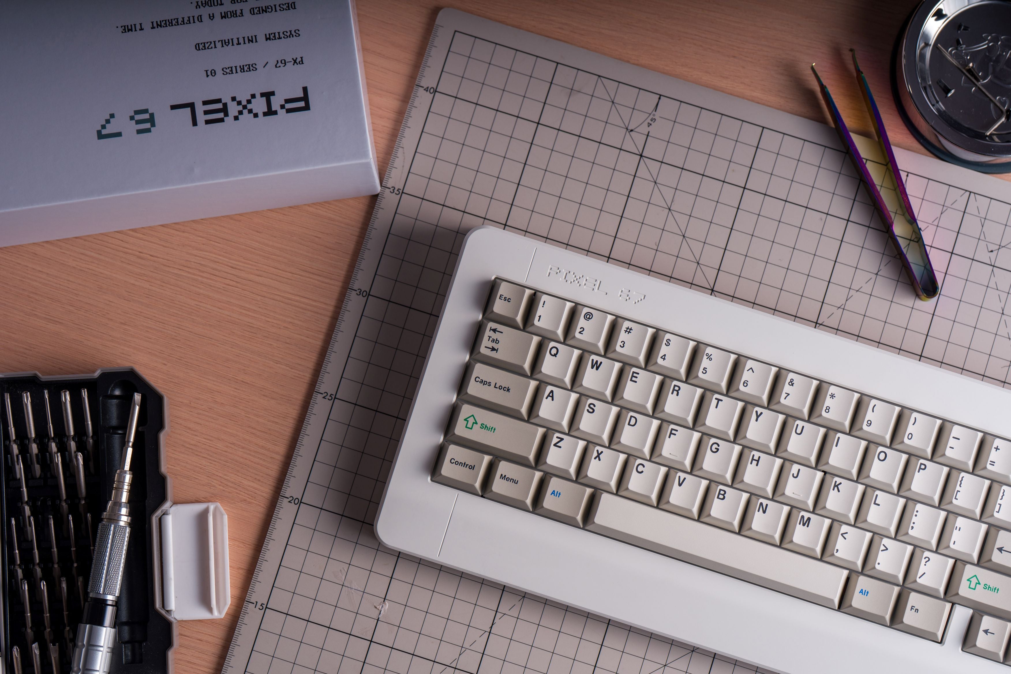 (Group Buy) Pixtendo x Keykobo Pixel67 Keyboard