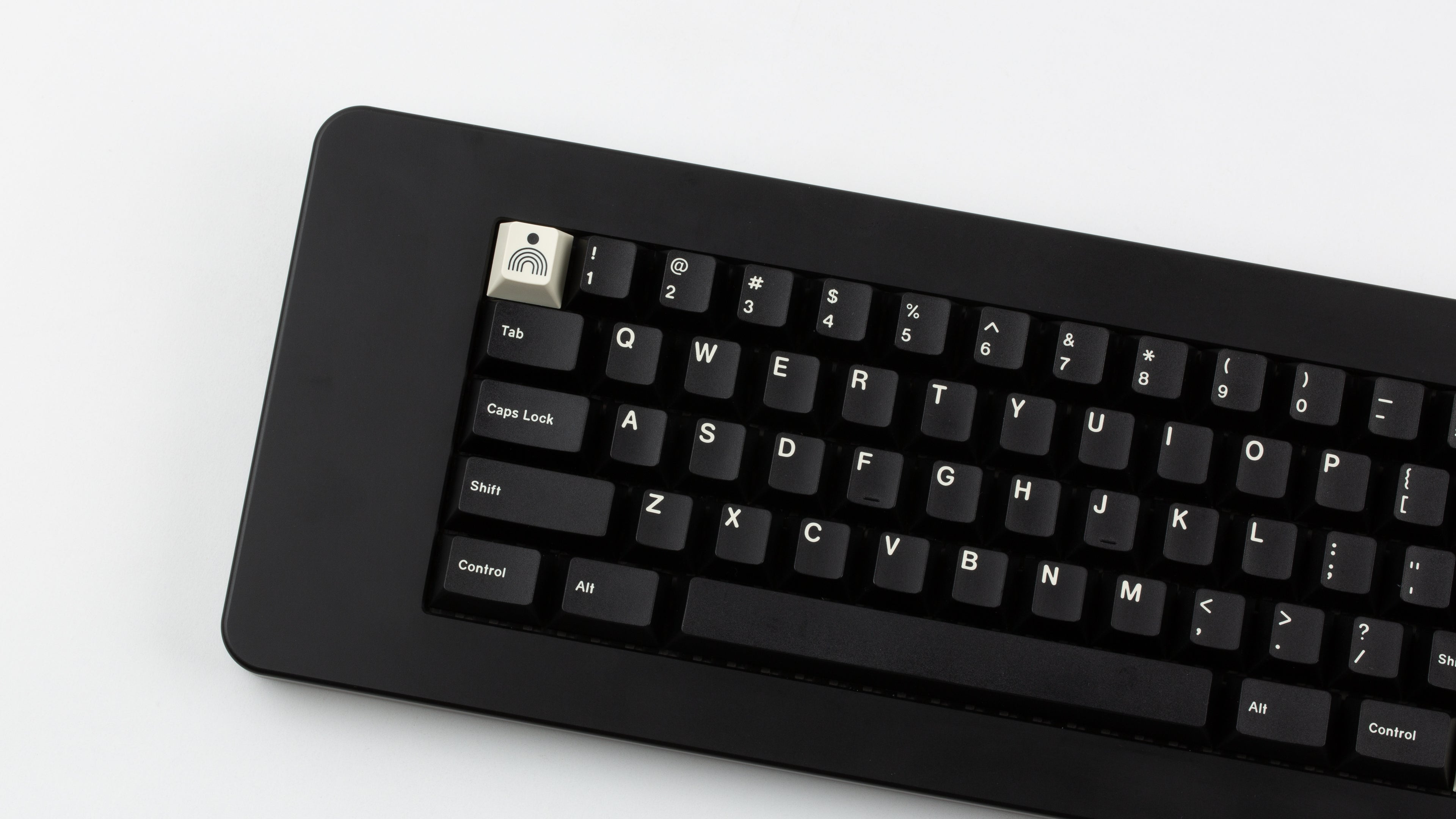 (Group Buy) GMK CYL Noire (Small Batch)
