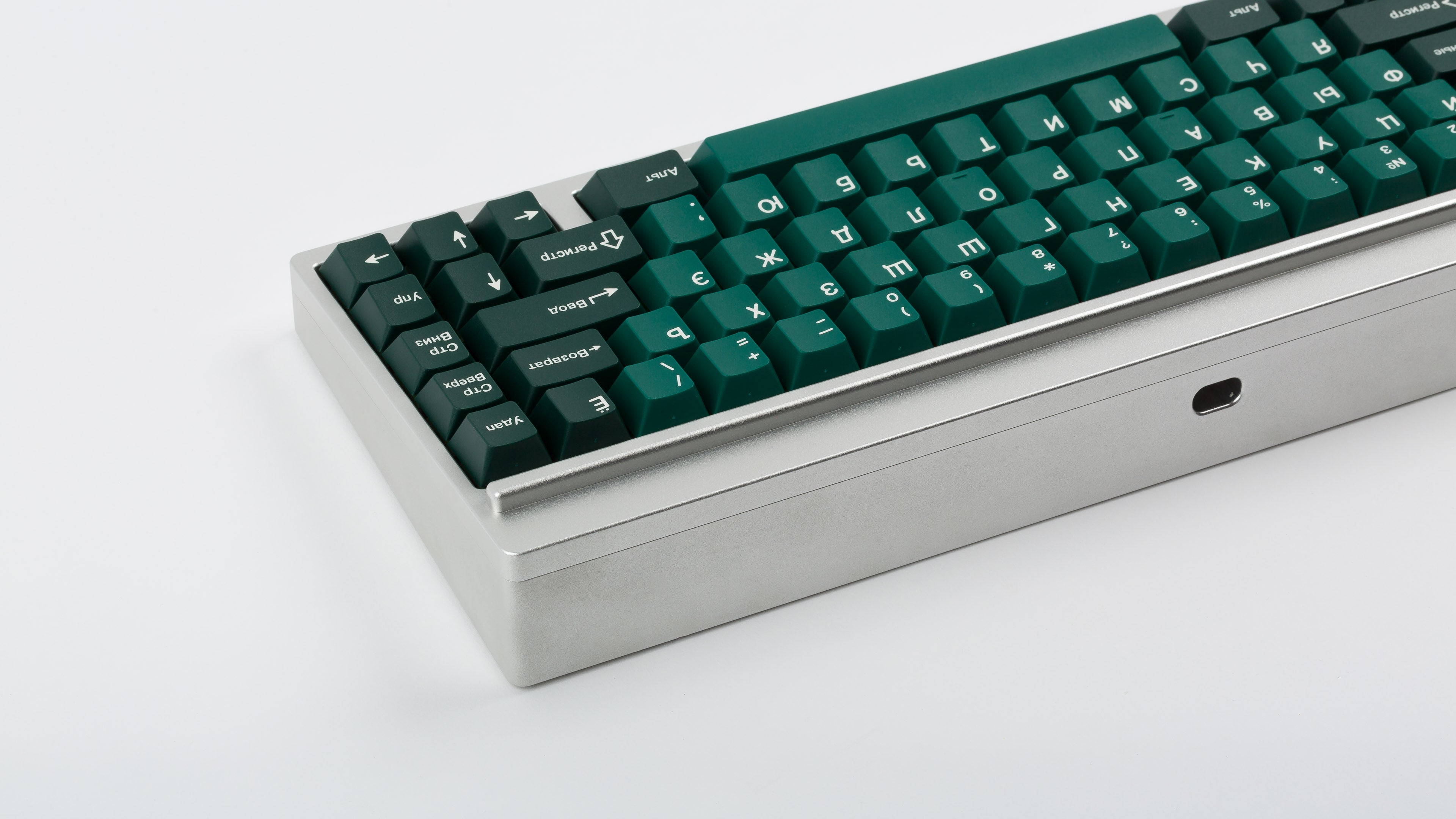 (Coming Soon) GMK CYL Tiaga R2