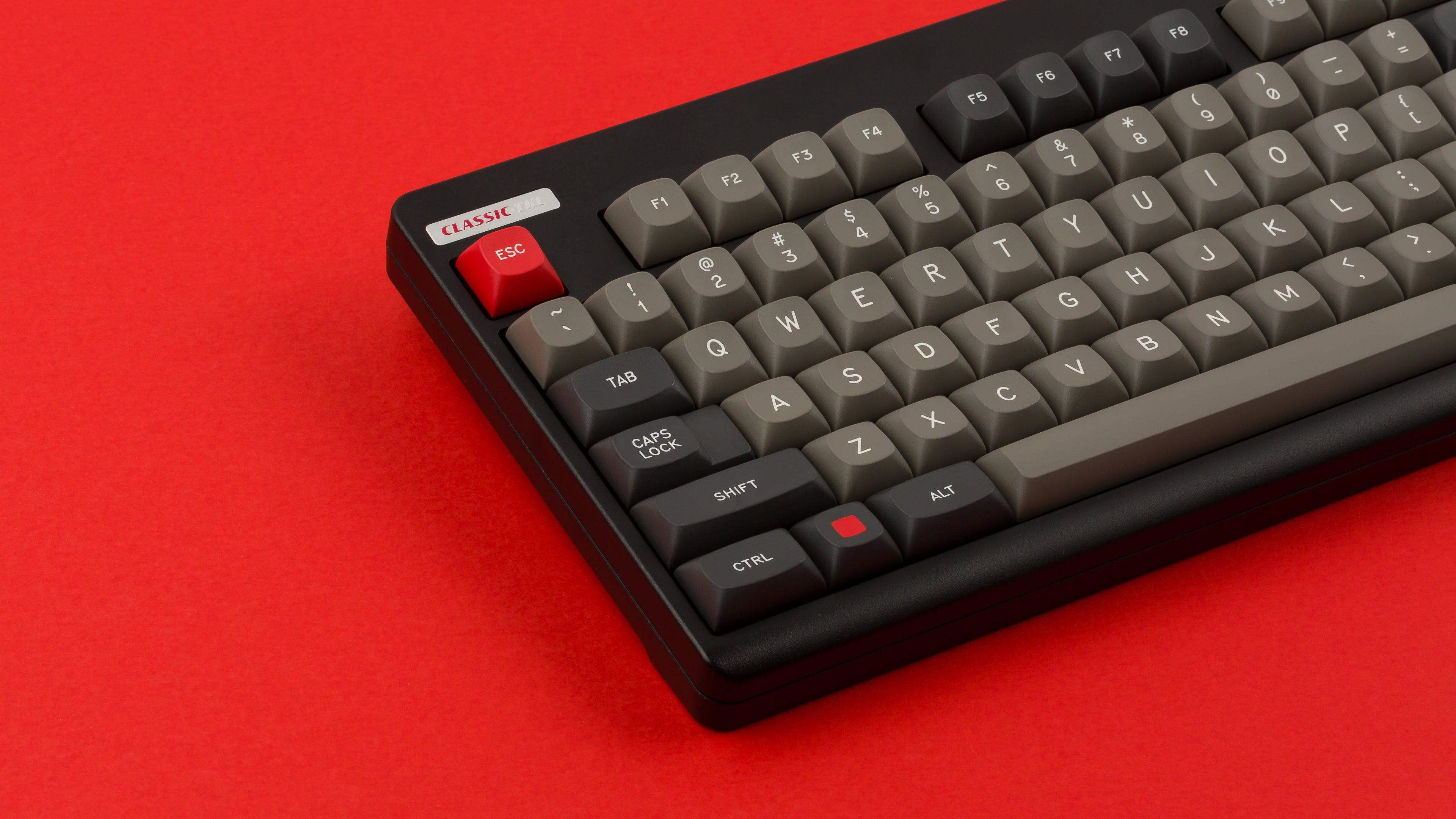 (In Stock) GMK MTNU Dolch