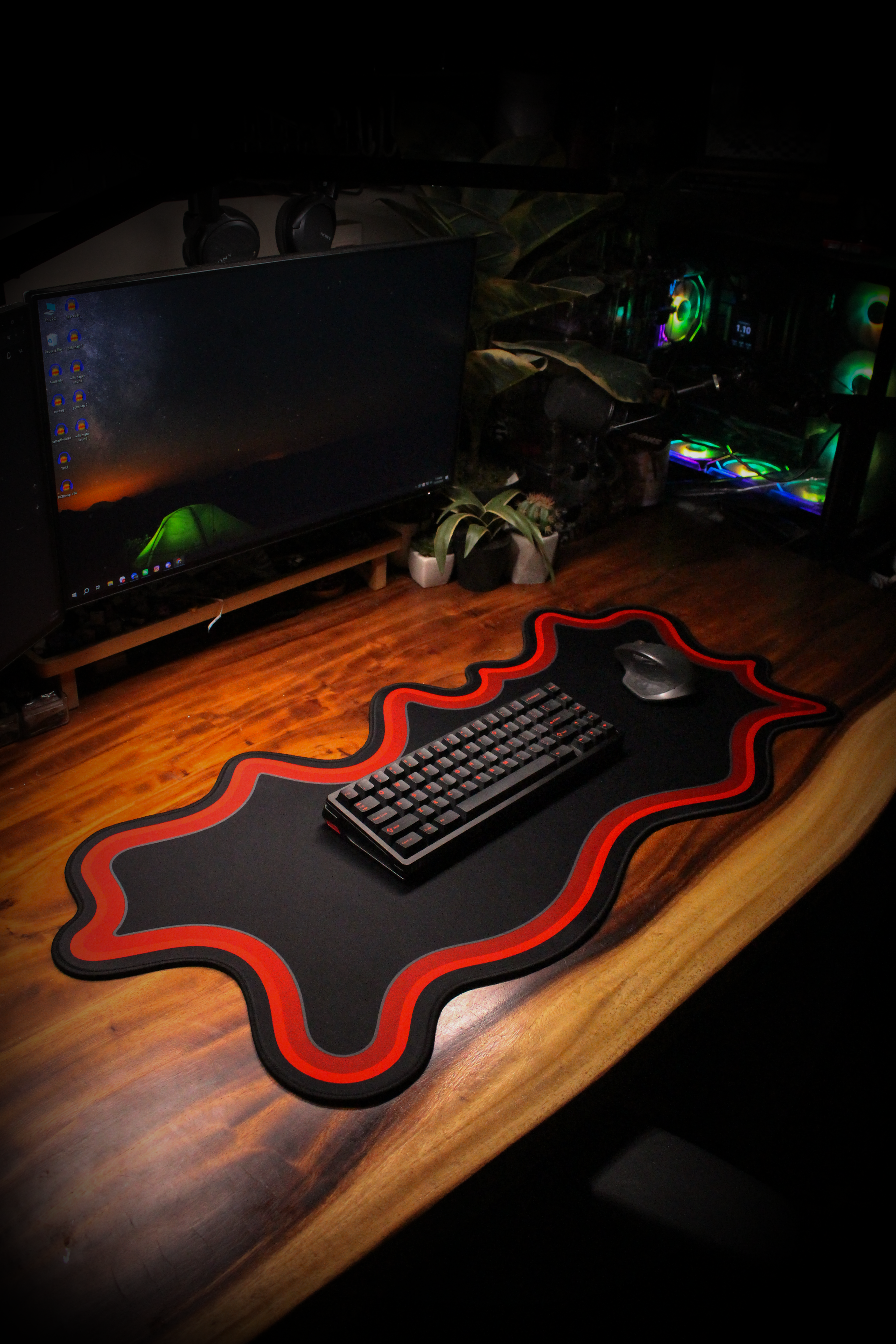 (Coming Soon) Substance Deskmat R2