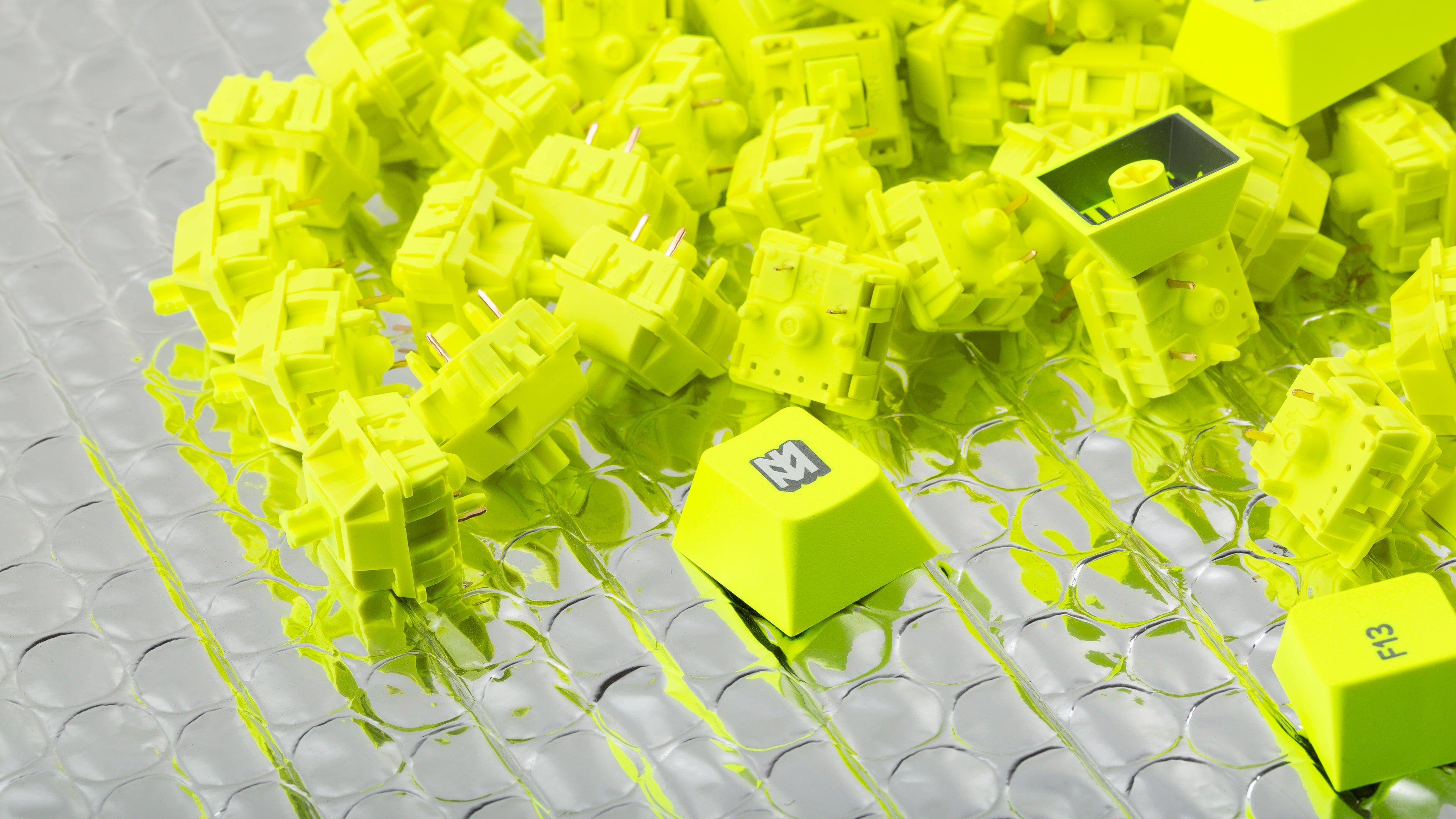 (Group Buy) GMK CYL Hi Viz R2