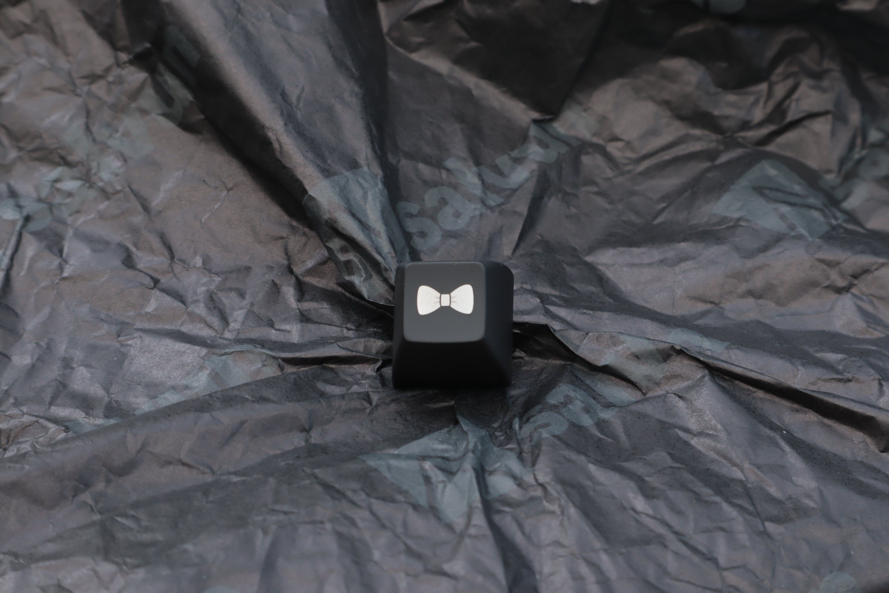 (In Stock) KAT Monochrome Salvun Artisans