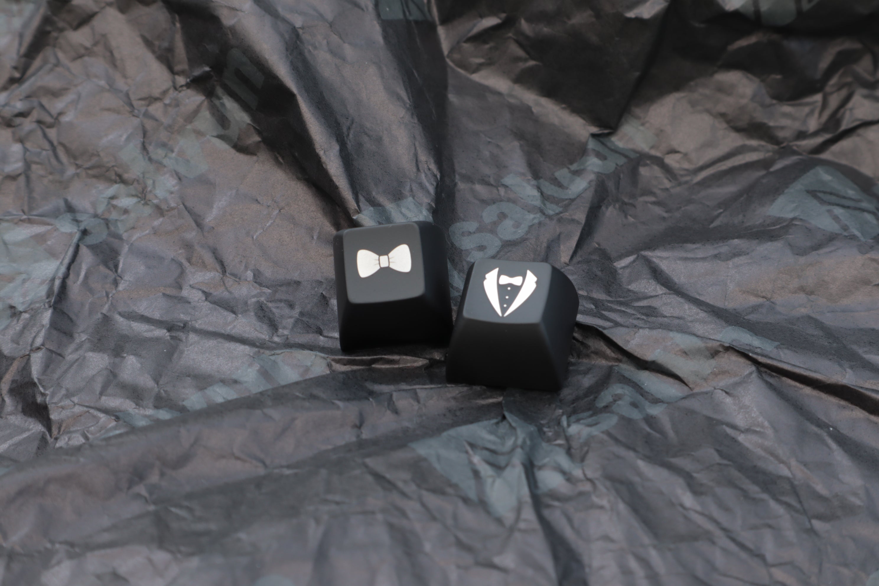 (In Stock) KAT Monochrome Salvun Artisans