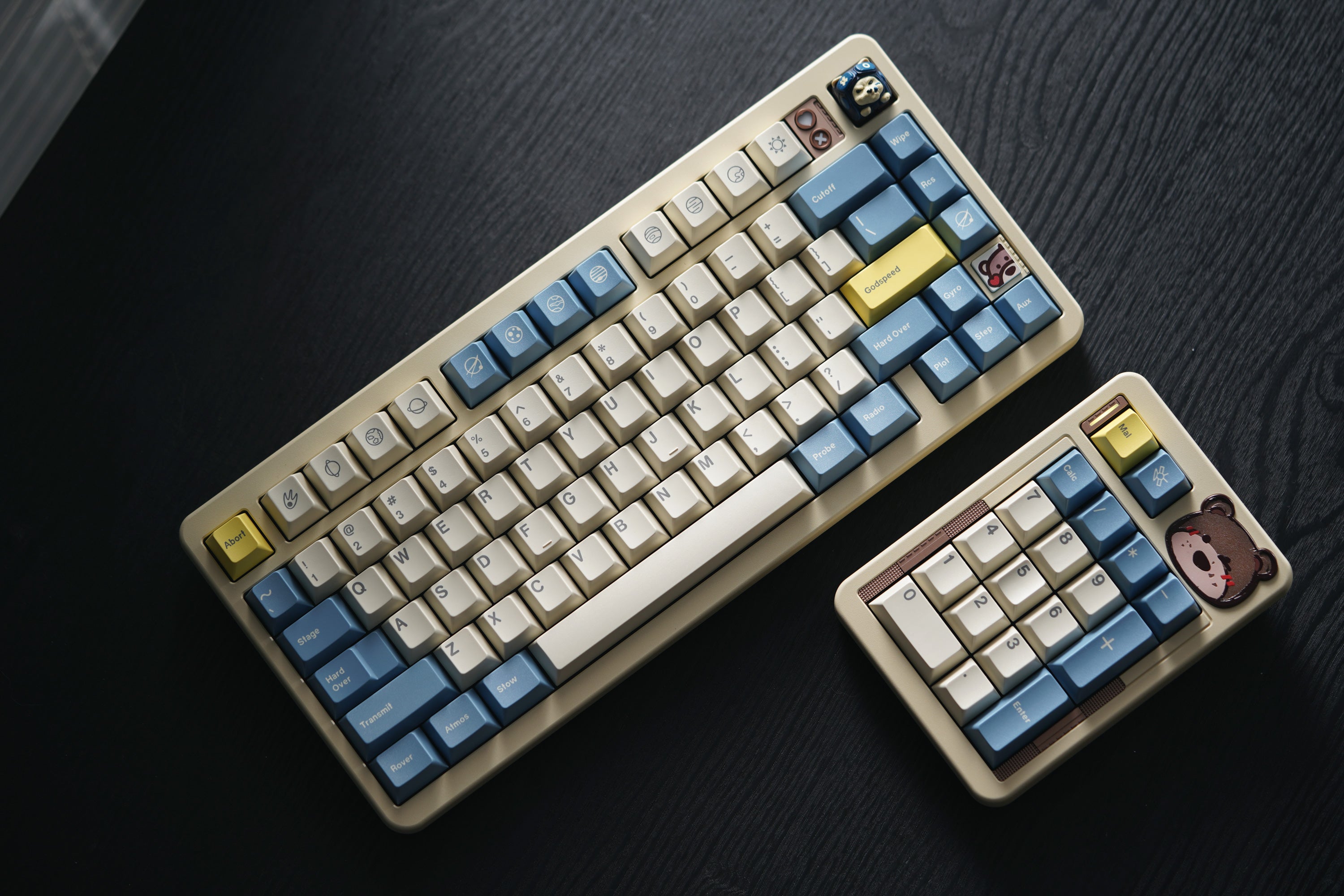 (Group Buy) Matrix PLATO Prologue 75% + Chapter One Numpad Keyboard Kit Set