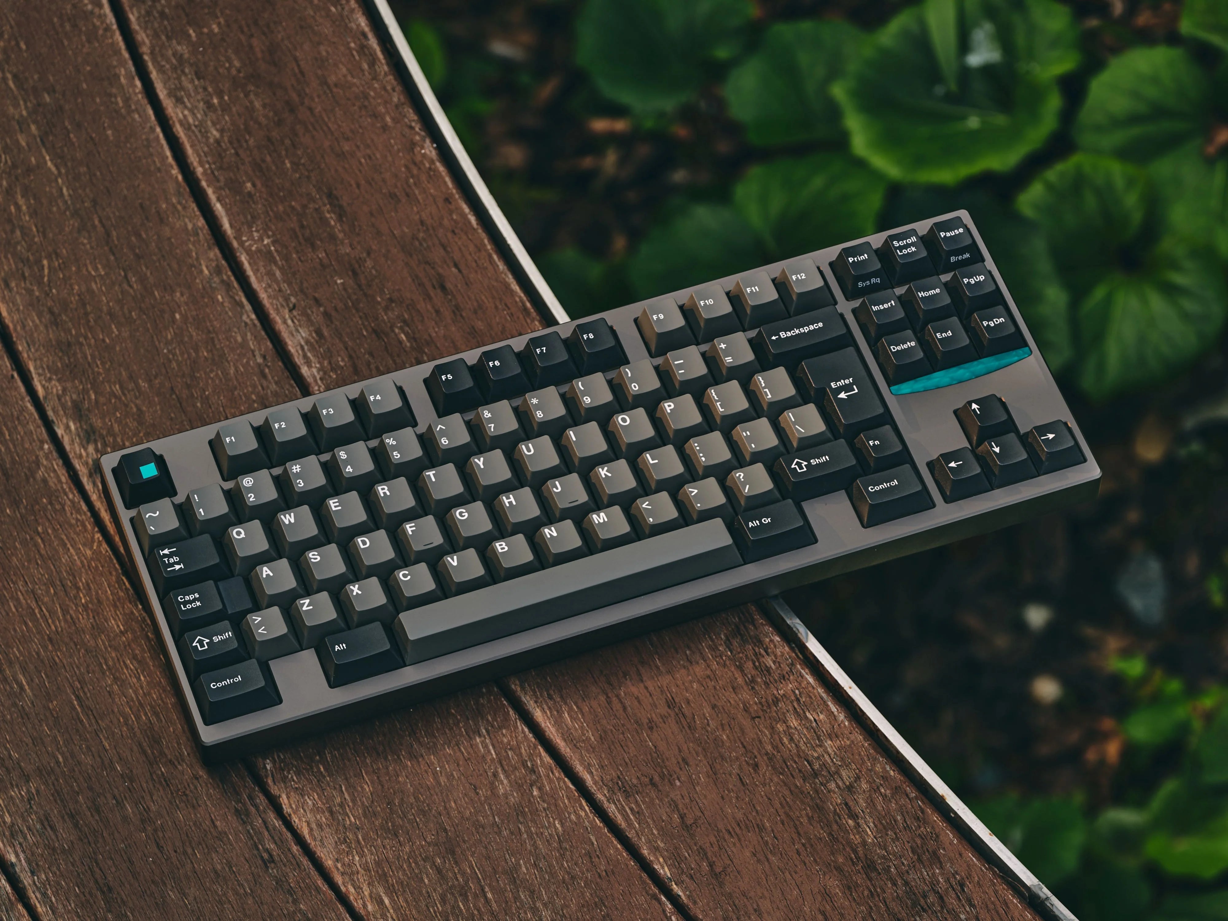 (Group Buy) Sensy Seal80 Keyboard Kit - DCS Dolch Special Edition