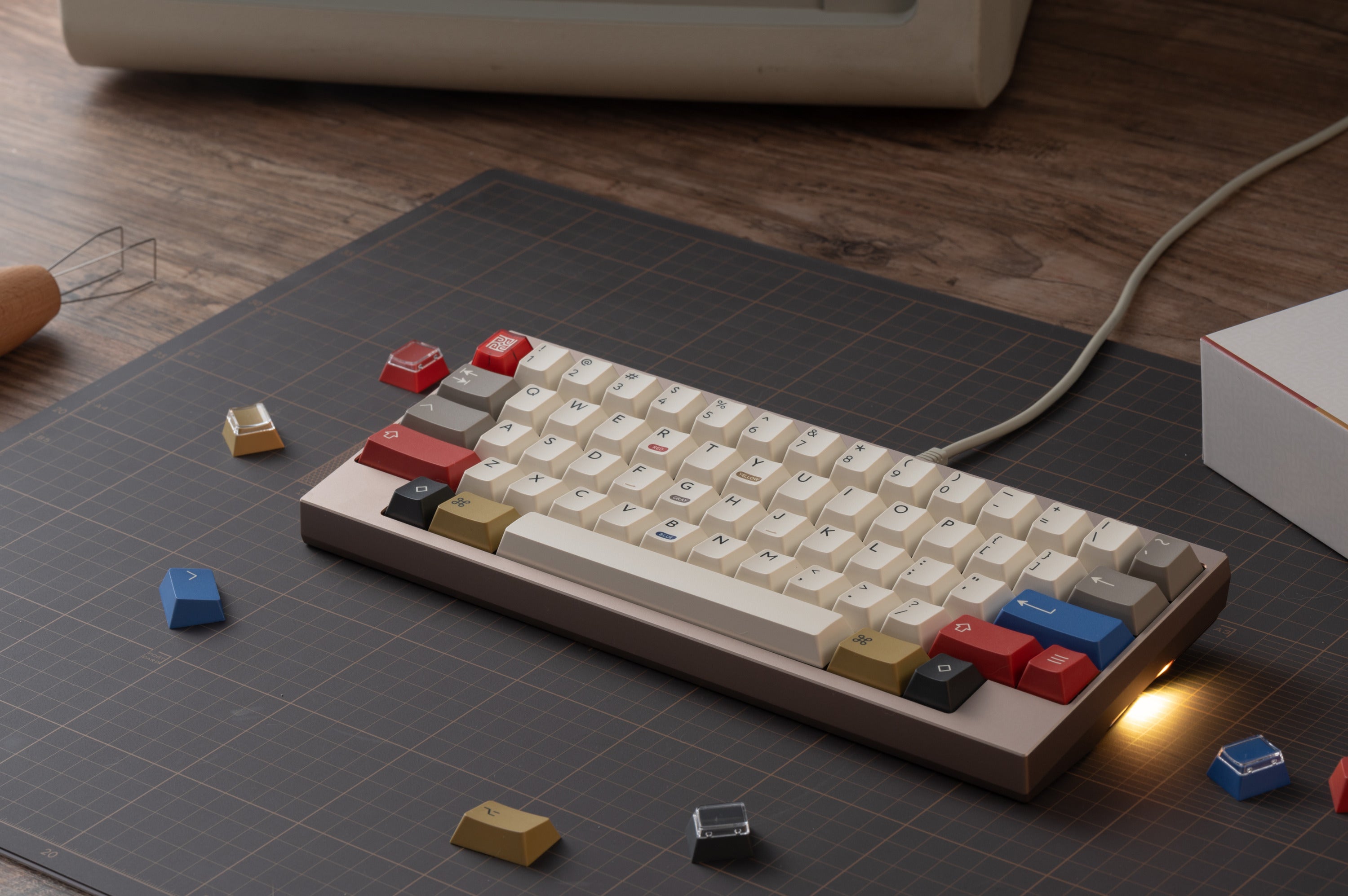 (In Stock) PBTFans Retro 100  Keycap Set