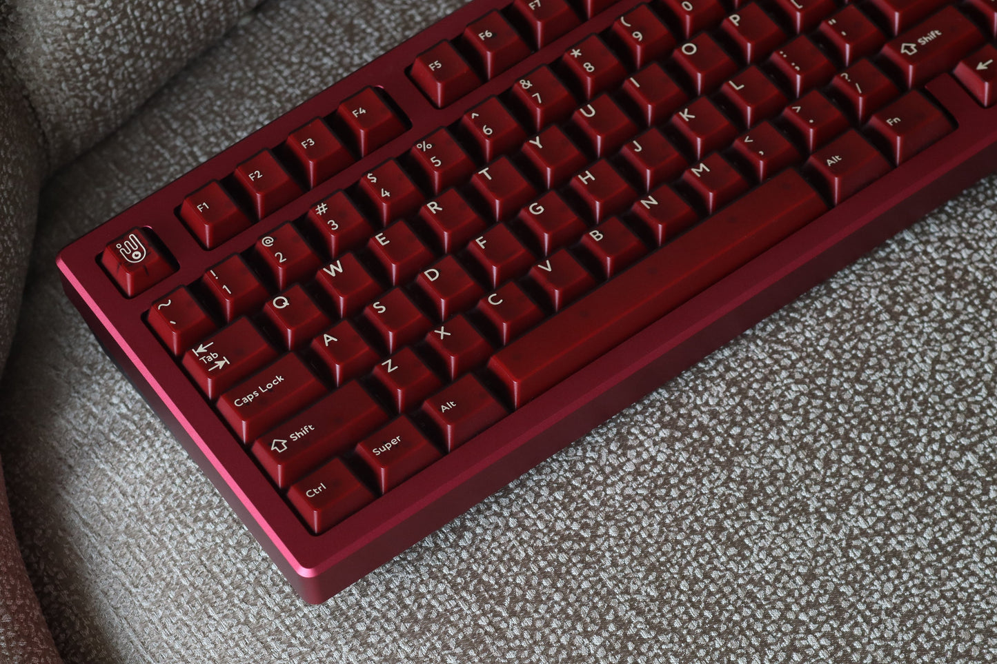 
                  
                    (Group Buy) Jris75 Keyboard Kit - Wine Red & Black (Anodised)
                  
                