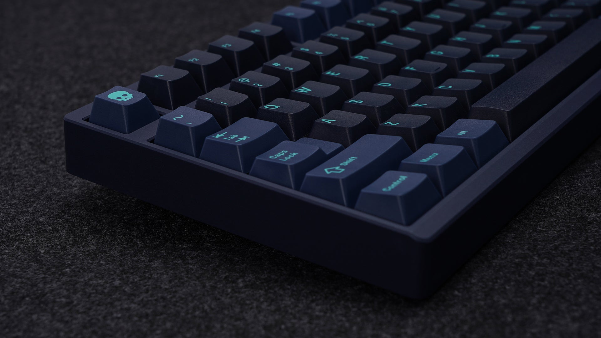 (Group Buy) ZOOM TKL ESSENTIAL EDITION - Navy